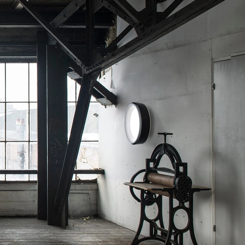 LP GRAND black wall lamp