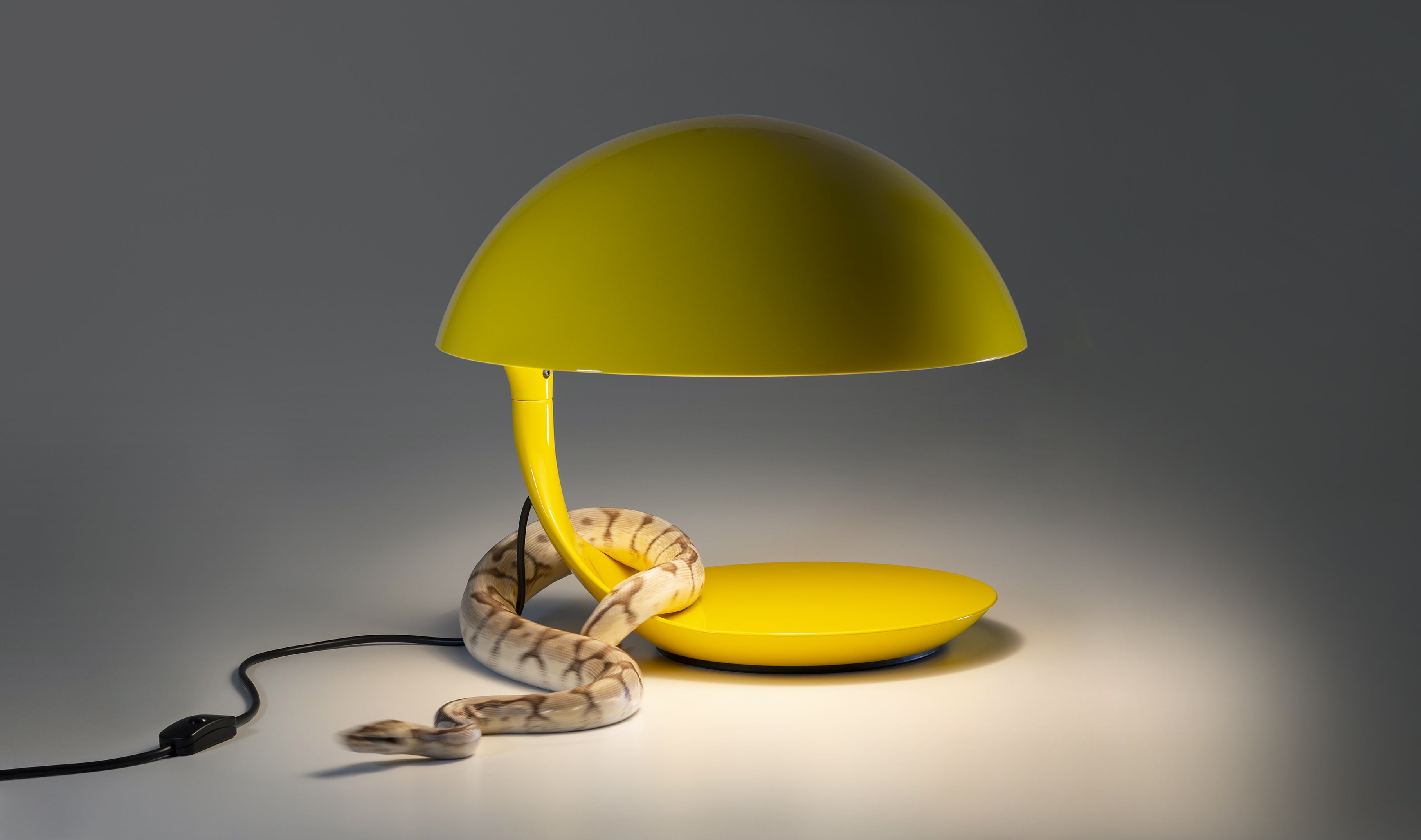Lampa stołowa COBRA 100 połyskujący żółty