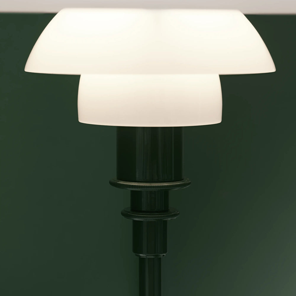 Tischlampe PH 2/1 in Weiß mit dunkelgrünem Fuß