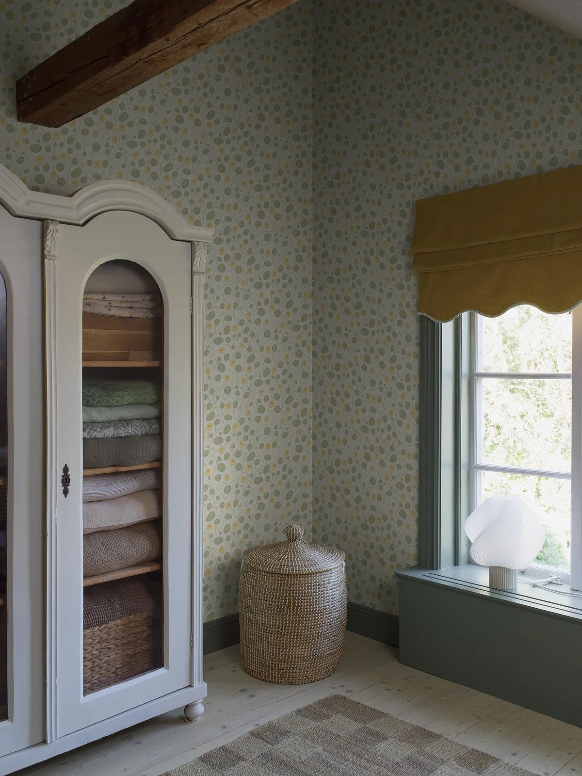 Tapete mit Pflanzenmotiv in Blumen KRASSE weiß mit grün und gelb