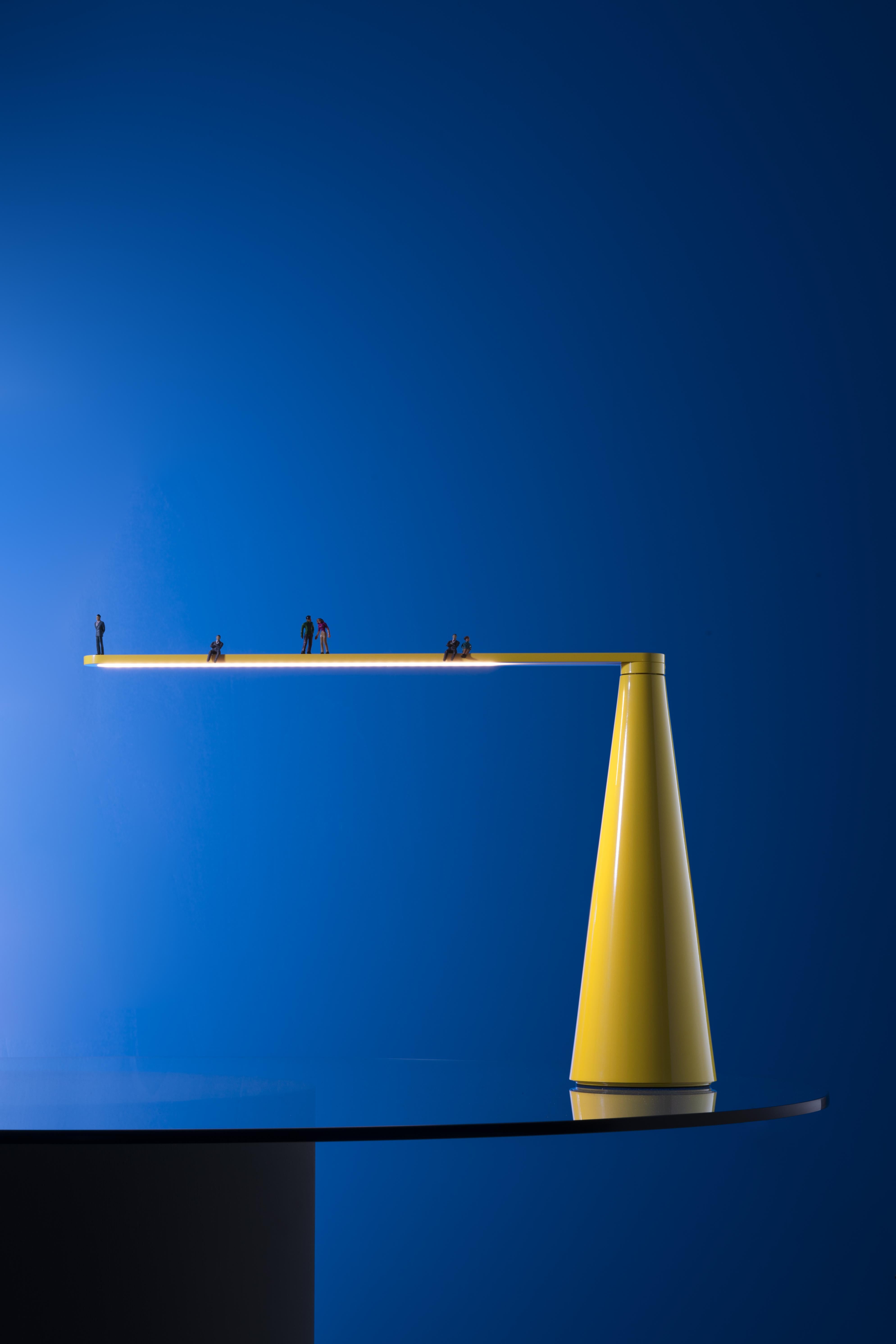 Lampa stołowa ELICA połyskujący żółty – Martinelli Luce