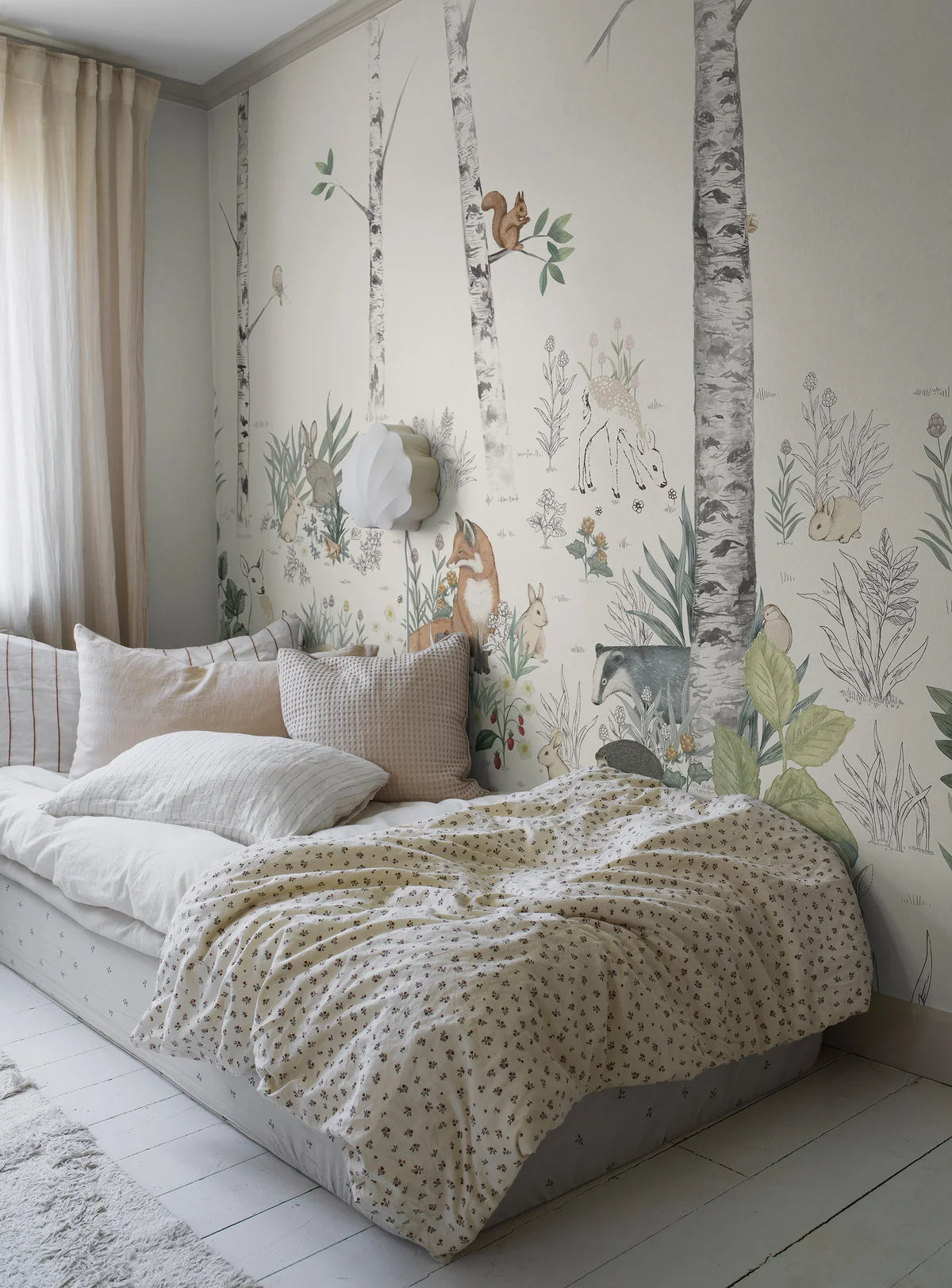 Wandbild für Kinder mit Landschaft des Waldes MAGIC FOREST warmes Weiß