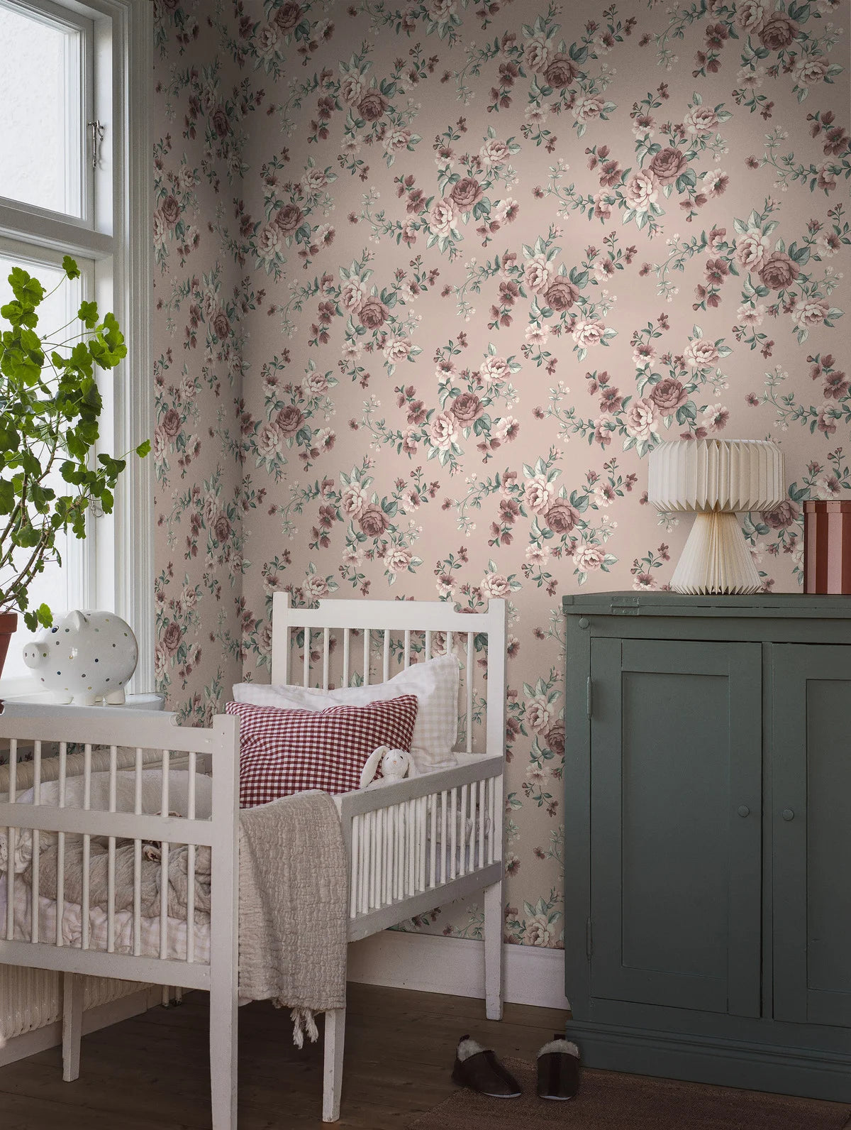 NOMI Pink Floral Pattern Wallpaper