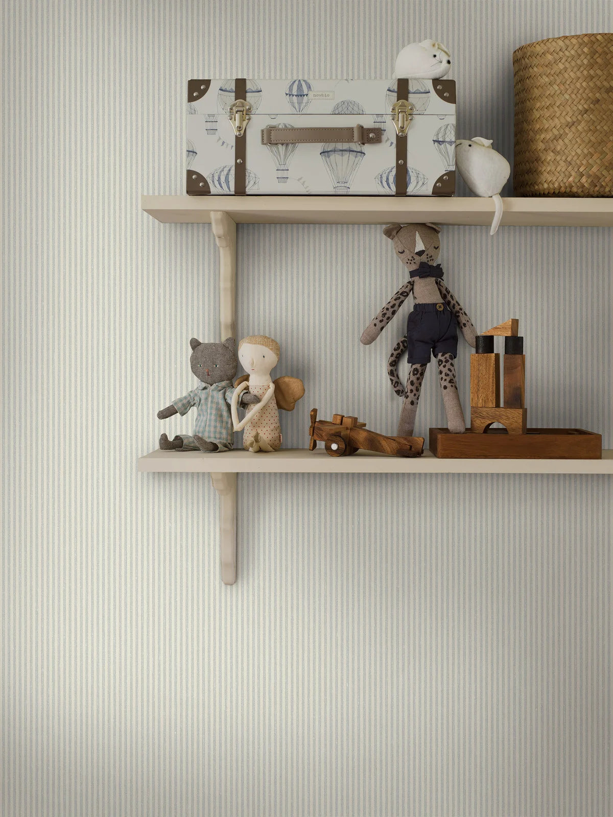 Strukturierte Tapete, die gestreiften Leinen imitiert, POLKA STRIPE, blau mit beige