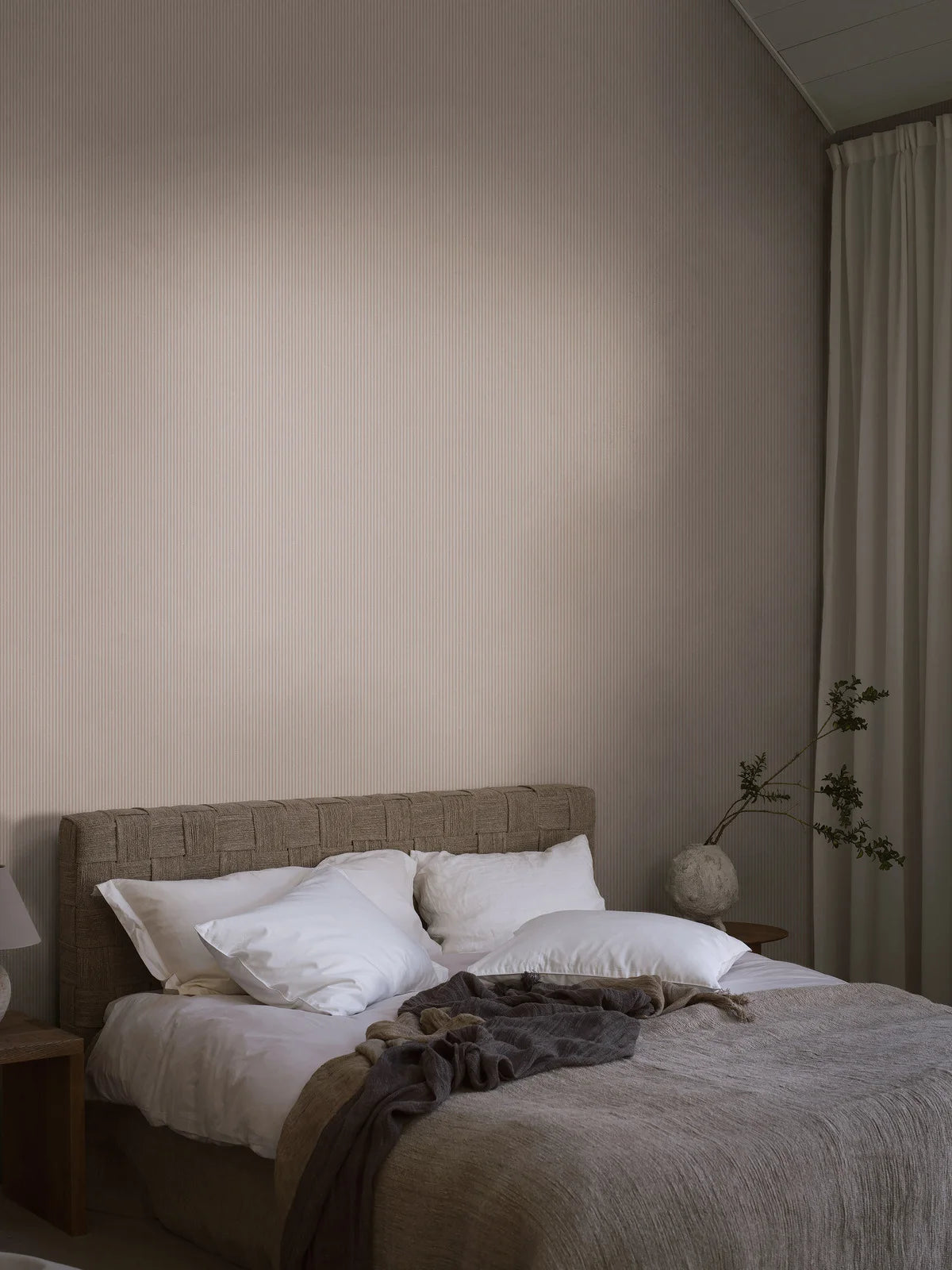 Structural wallpaper imitating striped linen POLKA STRIPE pink with beige