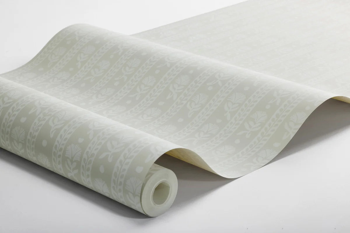 Non-woven paper wallpaper with a plant pattern NEJKILERAND beige with sand