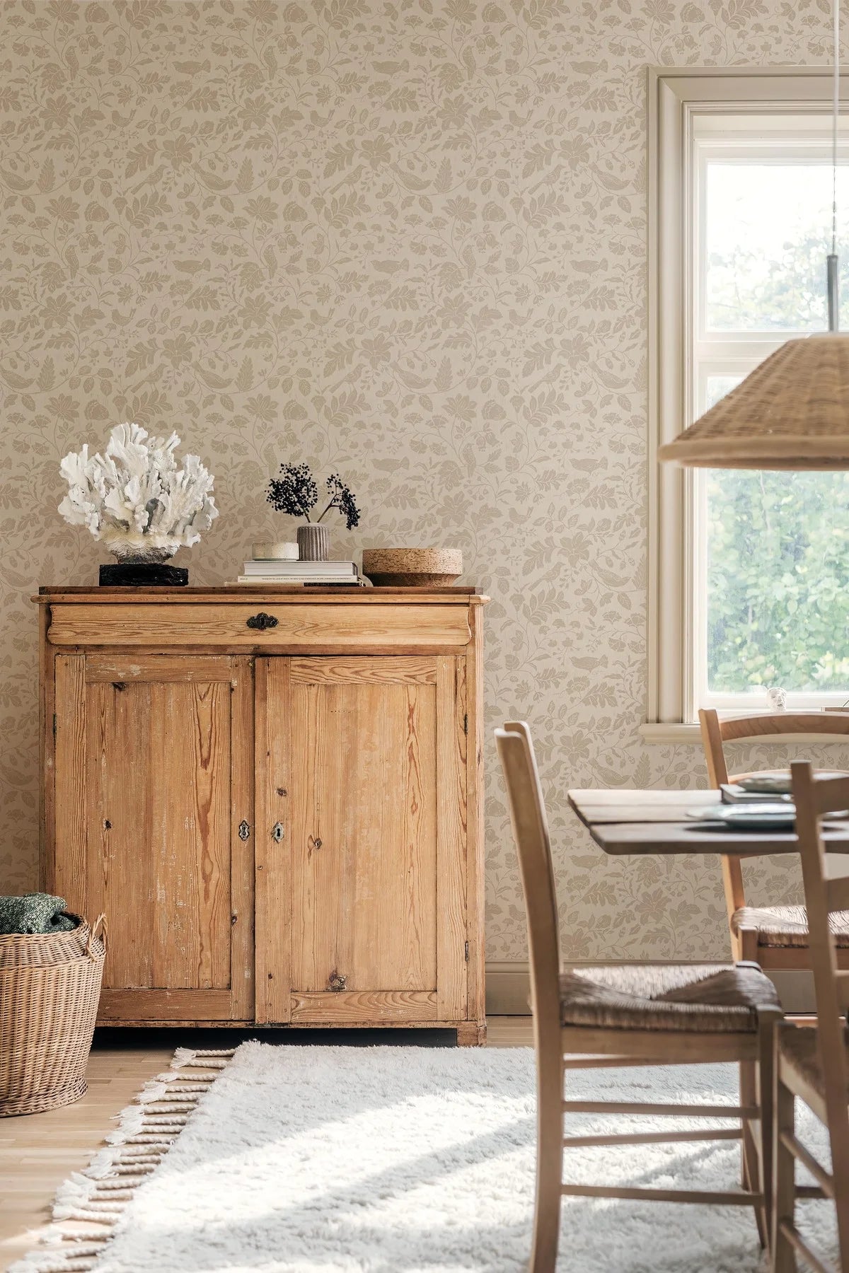 Tapete mit Pflanzen- und Tiermotiv ISIDOR beige