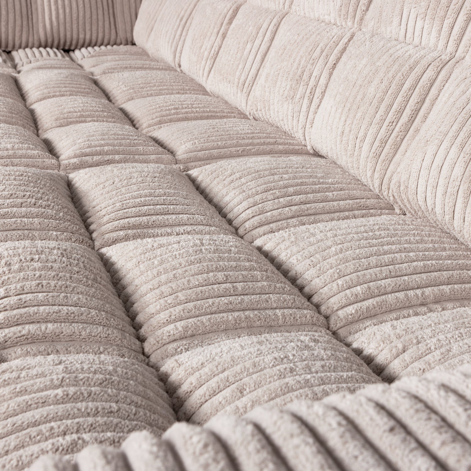 Linksseitiges Ecksofa SECOND DATE in cremefarbener Cord-Optik