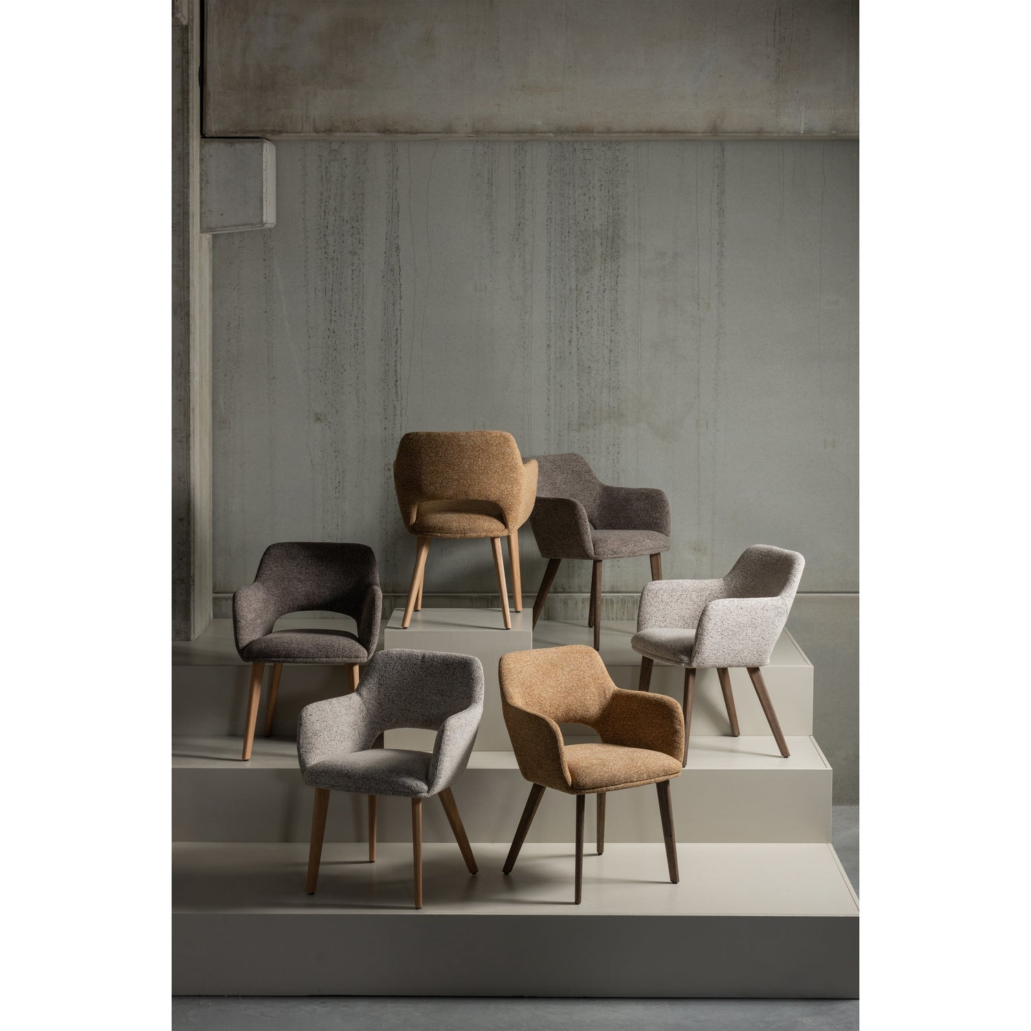 MURAT chair in gray-beige with a dark brown oak base