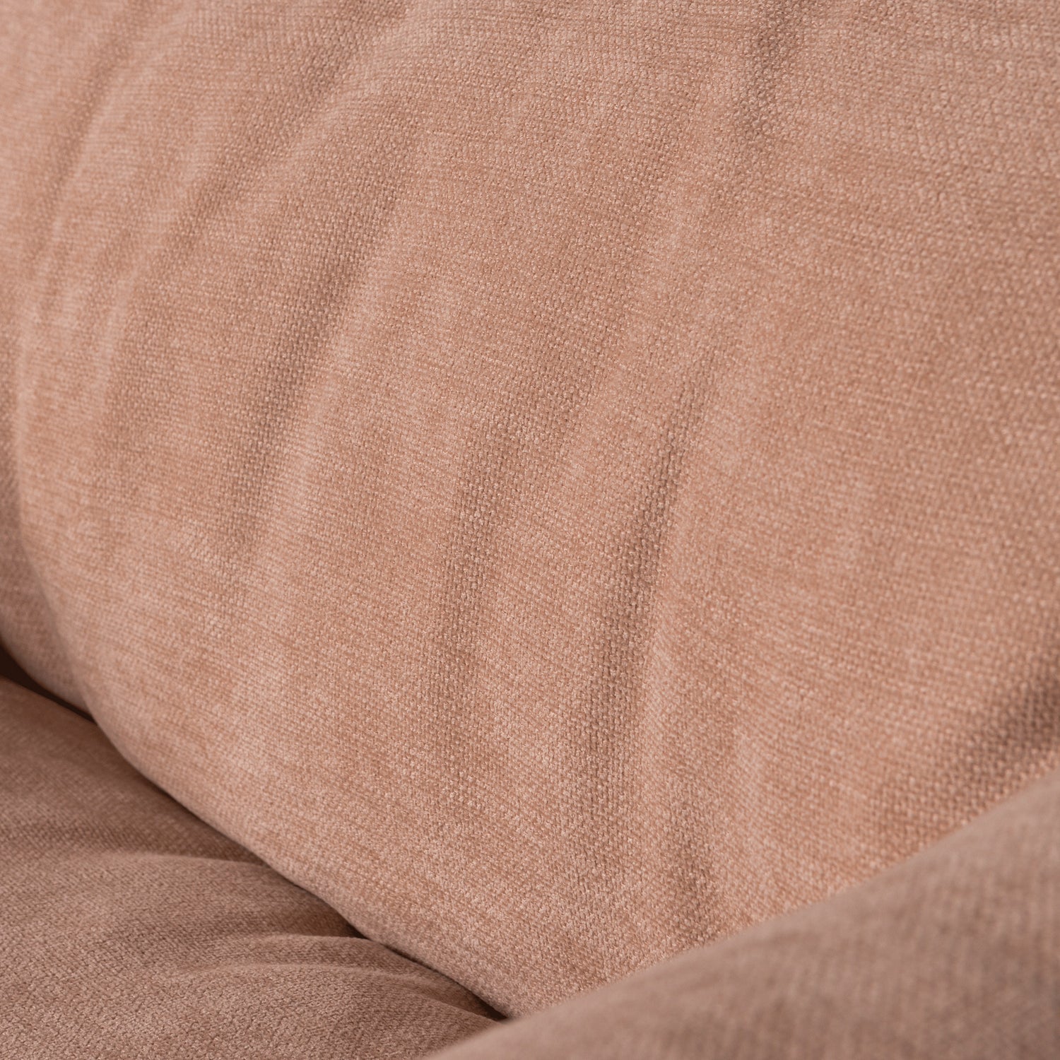 BAGGY pink swivel armchair