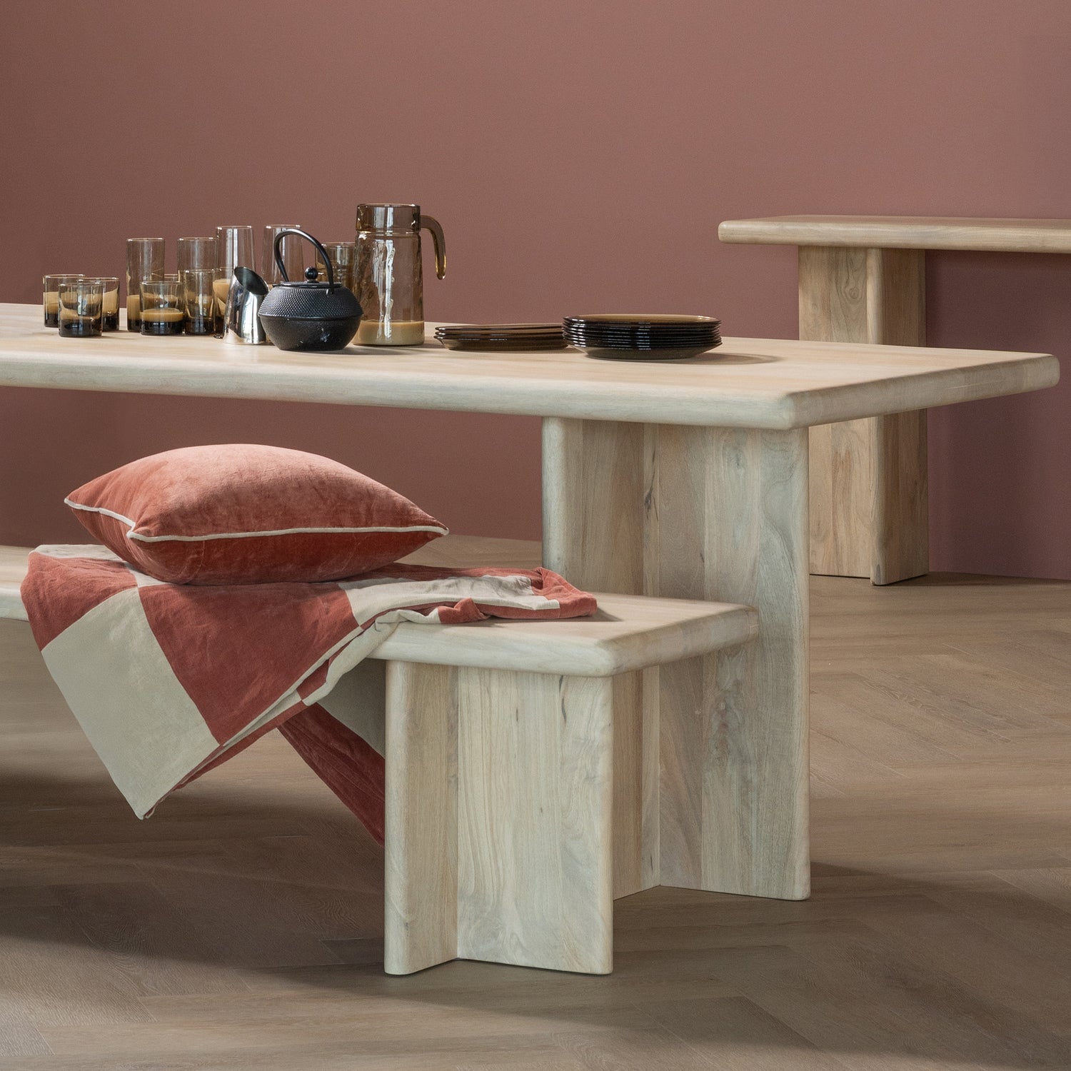 ATO Mango Wood Table