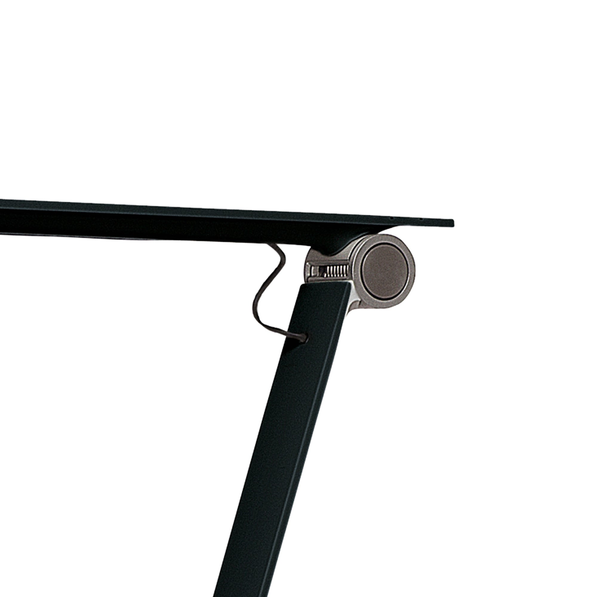 Lampa biurkowa NJP czarny – Louis Poulsen
