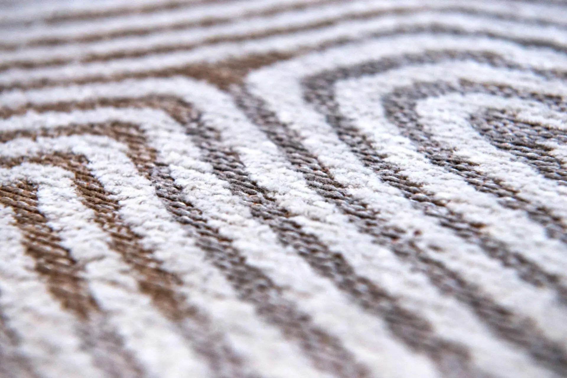 Ovaler Teppich CORAL OYSTER WHITE weiß mit grau