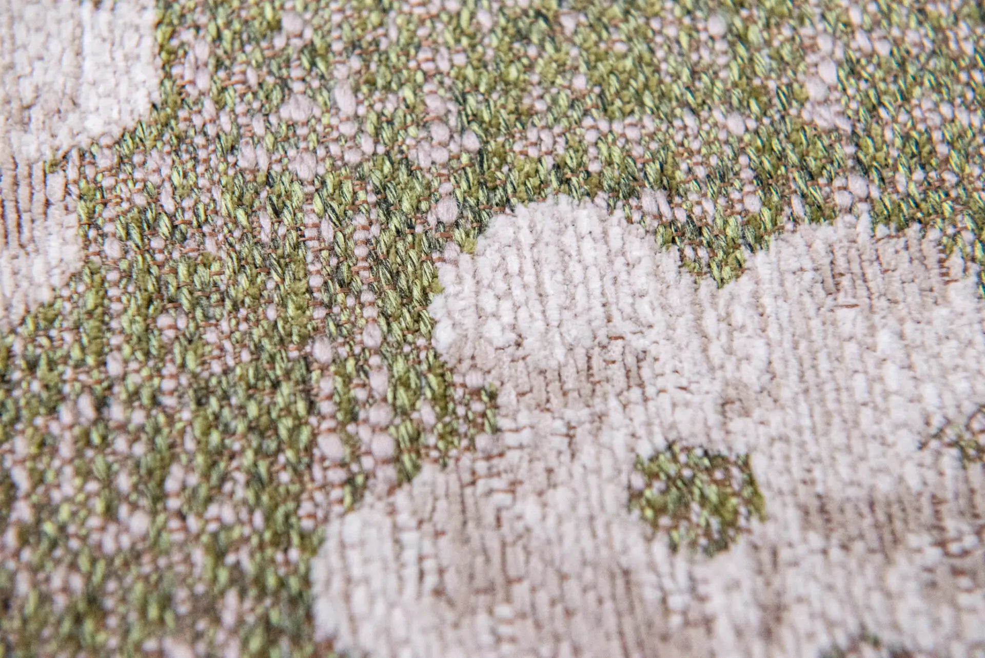 Ovaler Teppich SAKURA grün mit weiß
