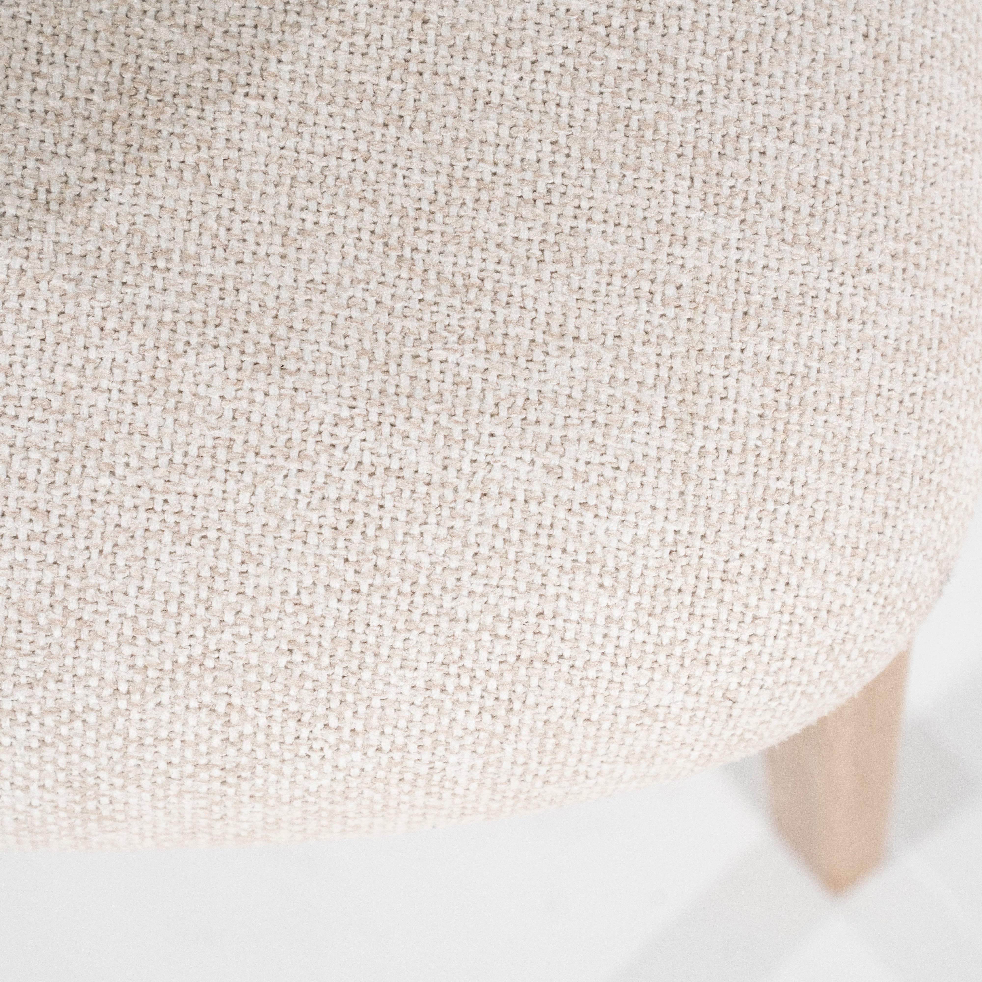 Stuhl MIKKY beige mit Eichenbasis