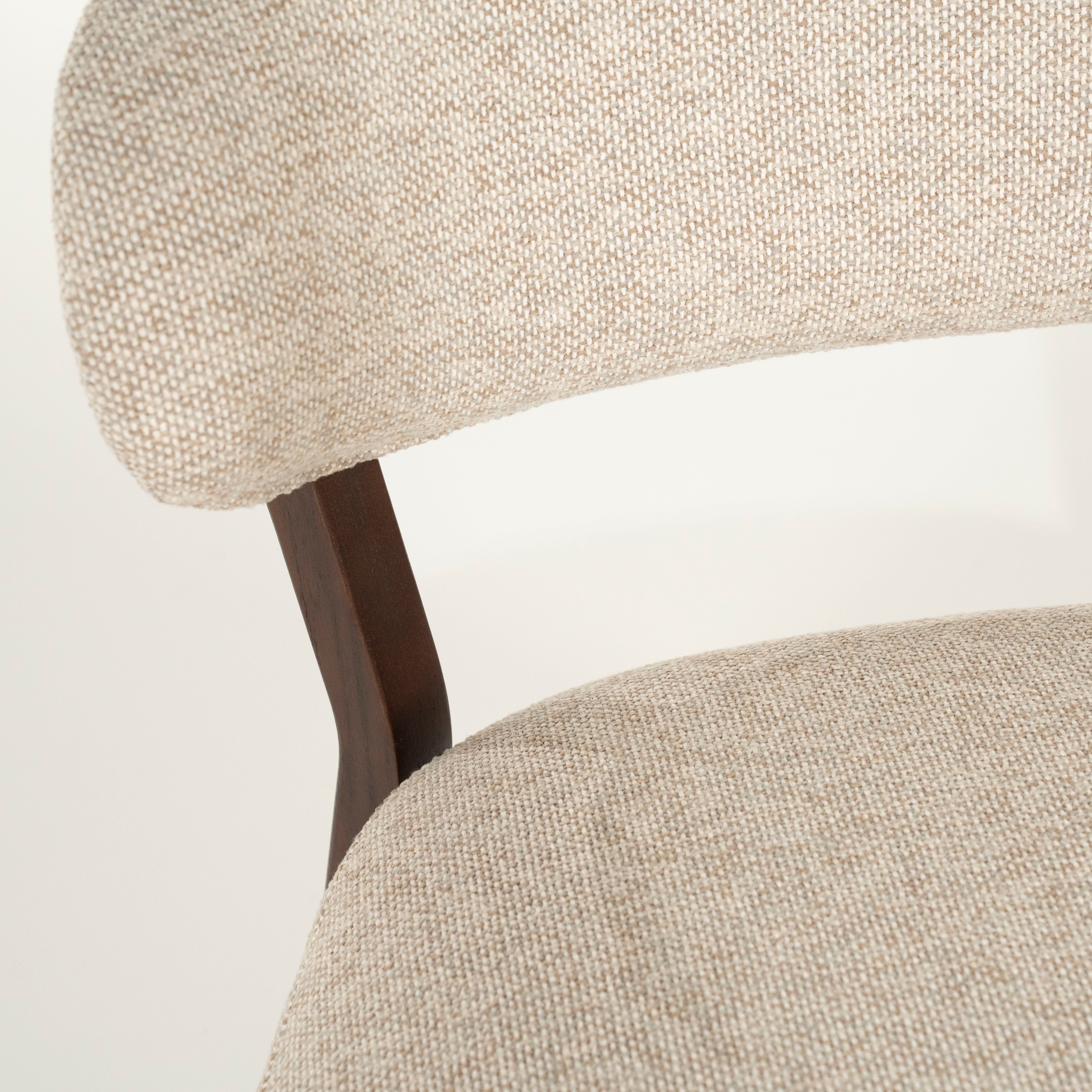 MIKKY Beige Armchair with Dark Wooden Base