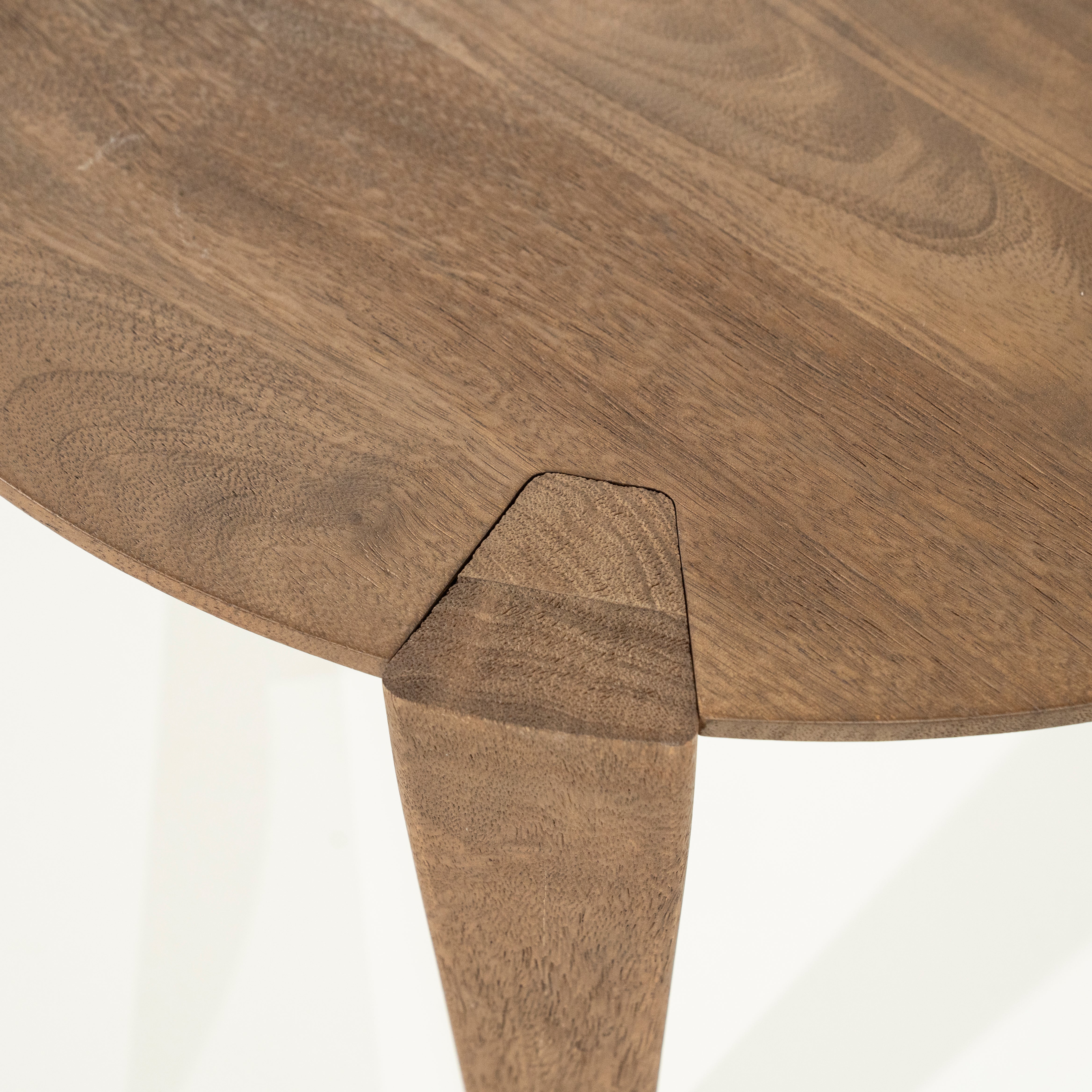 Couchtisch DAVINA aus Mangoholz