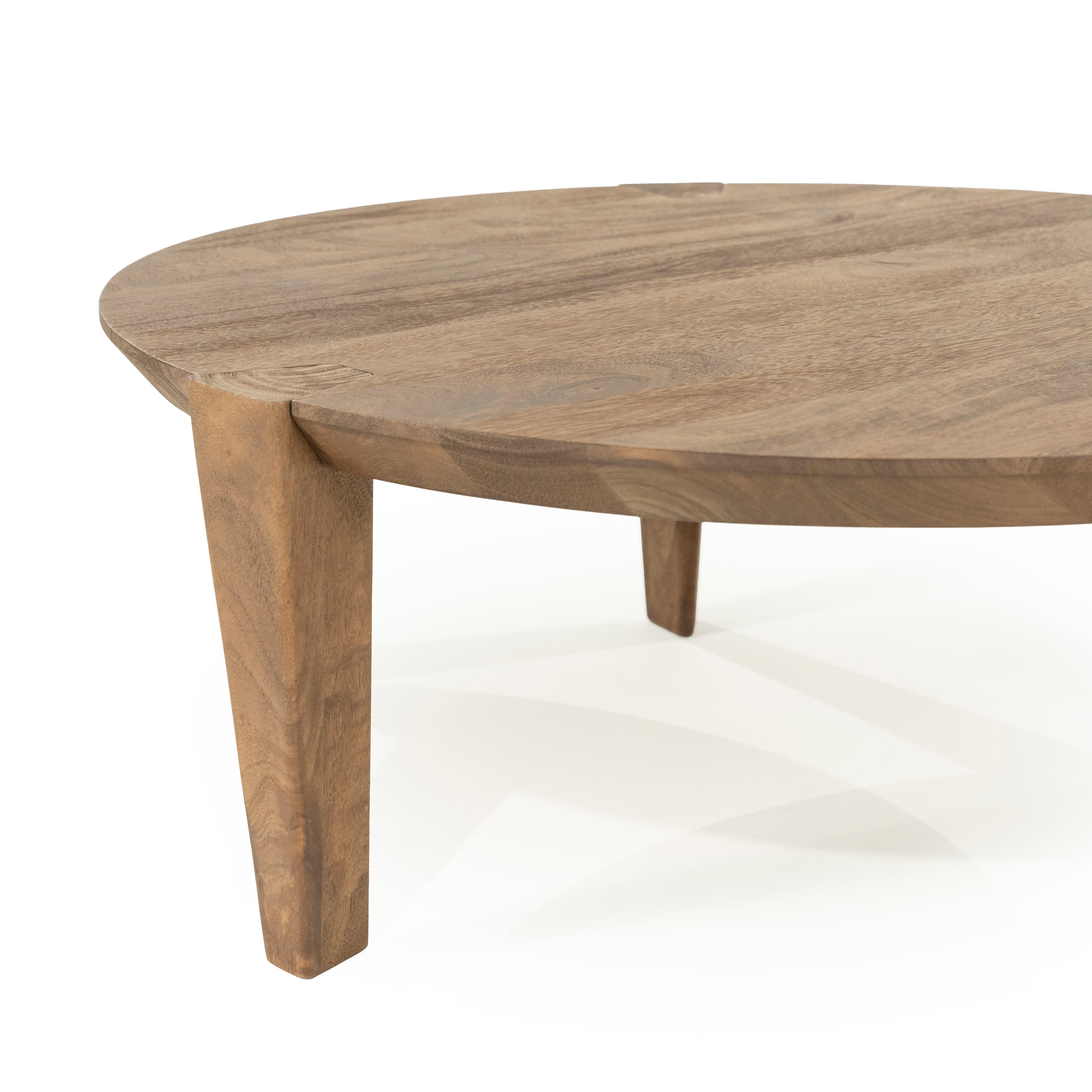 Couchtisch DAVINA aus Mangoholz