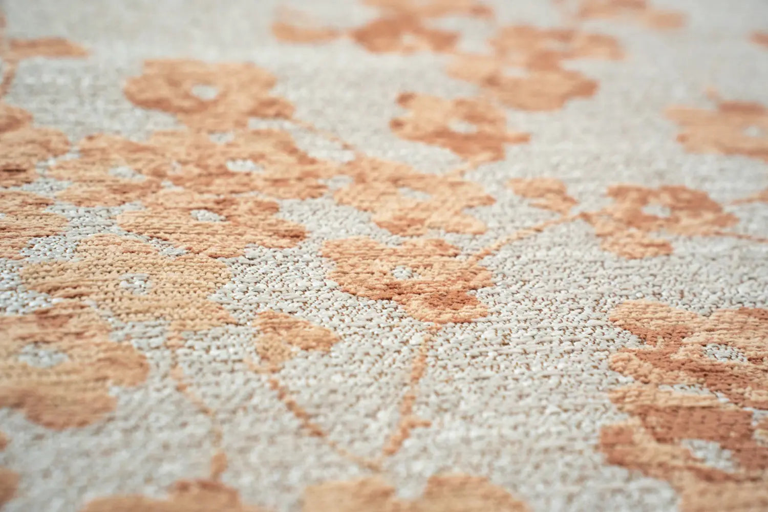 Ovaler Teppich SAKURA orange mit warmem Weiß