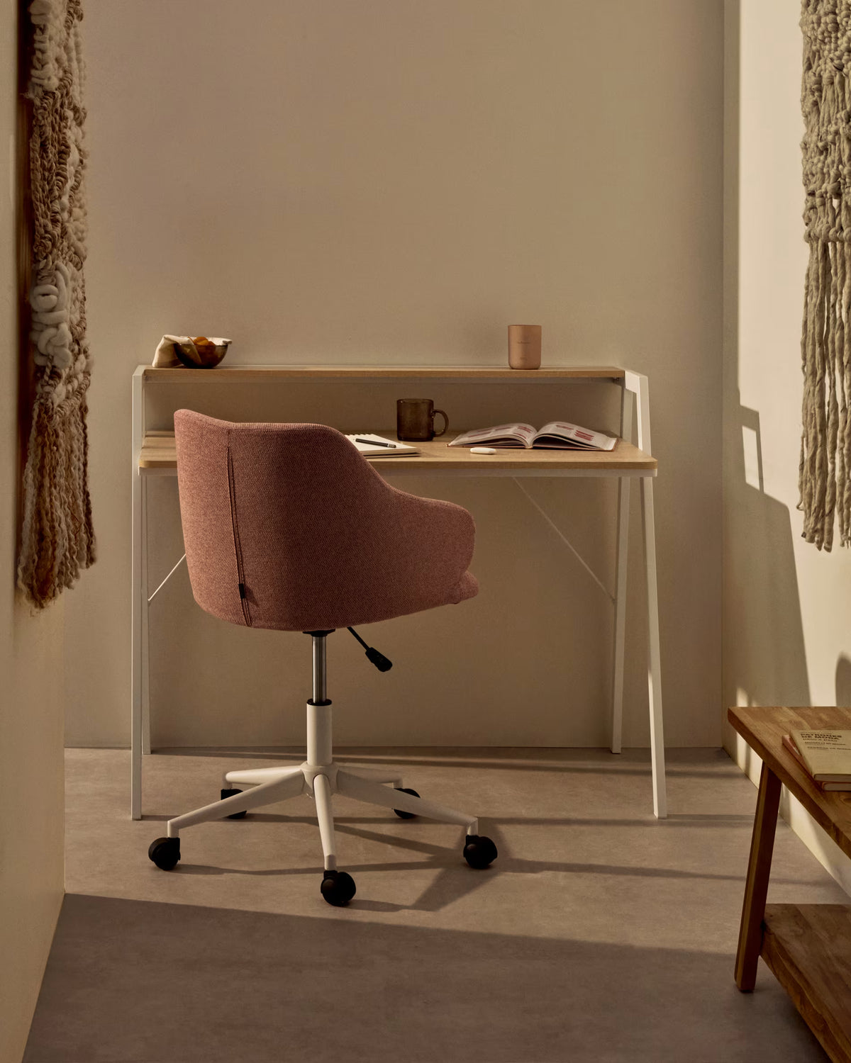 Aarhus White Desk