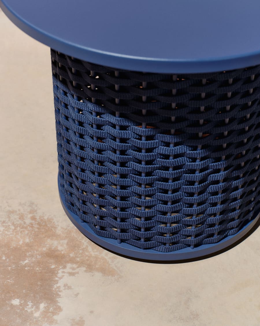 Sedalis blue garden table