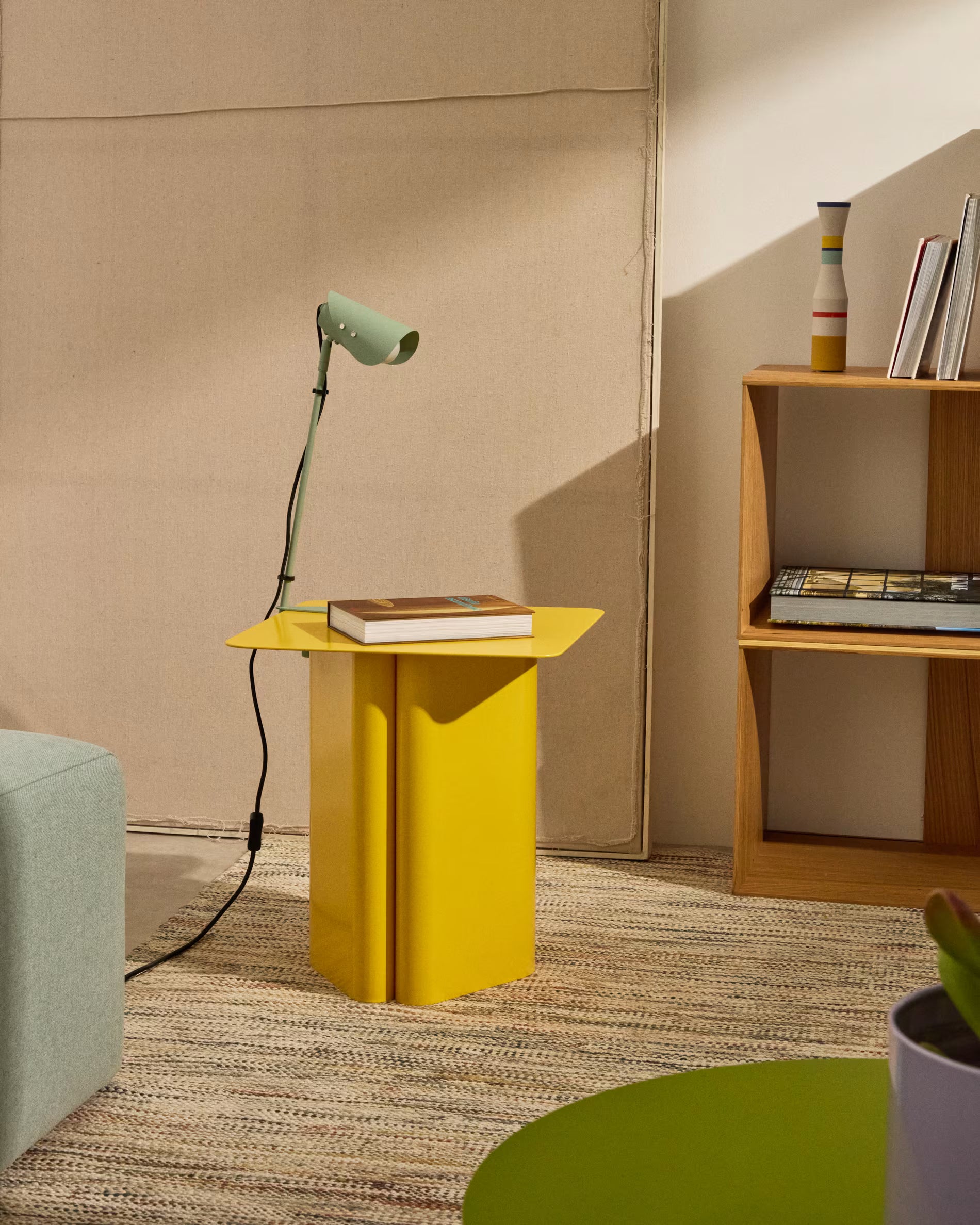 Desk lamp with clip JULA green