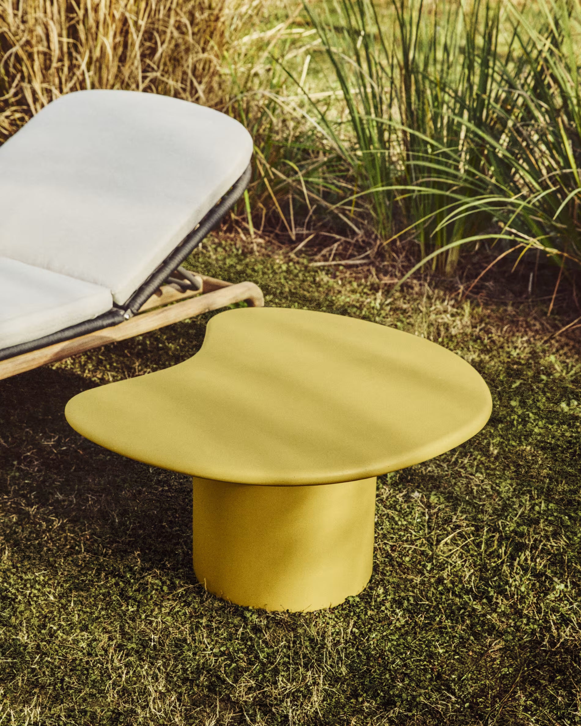 Mustard Cement Outdoor Coffee Table MACARELLA