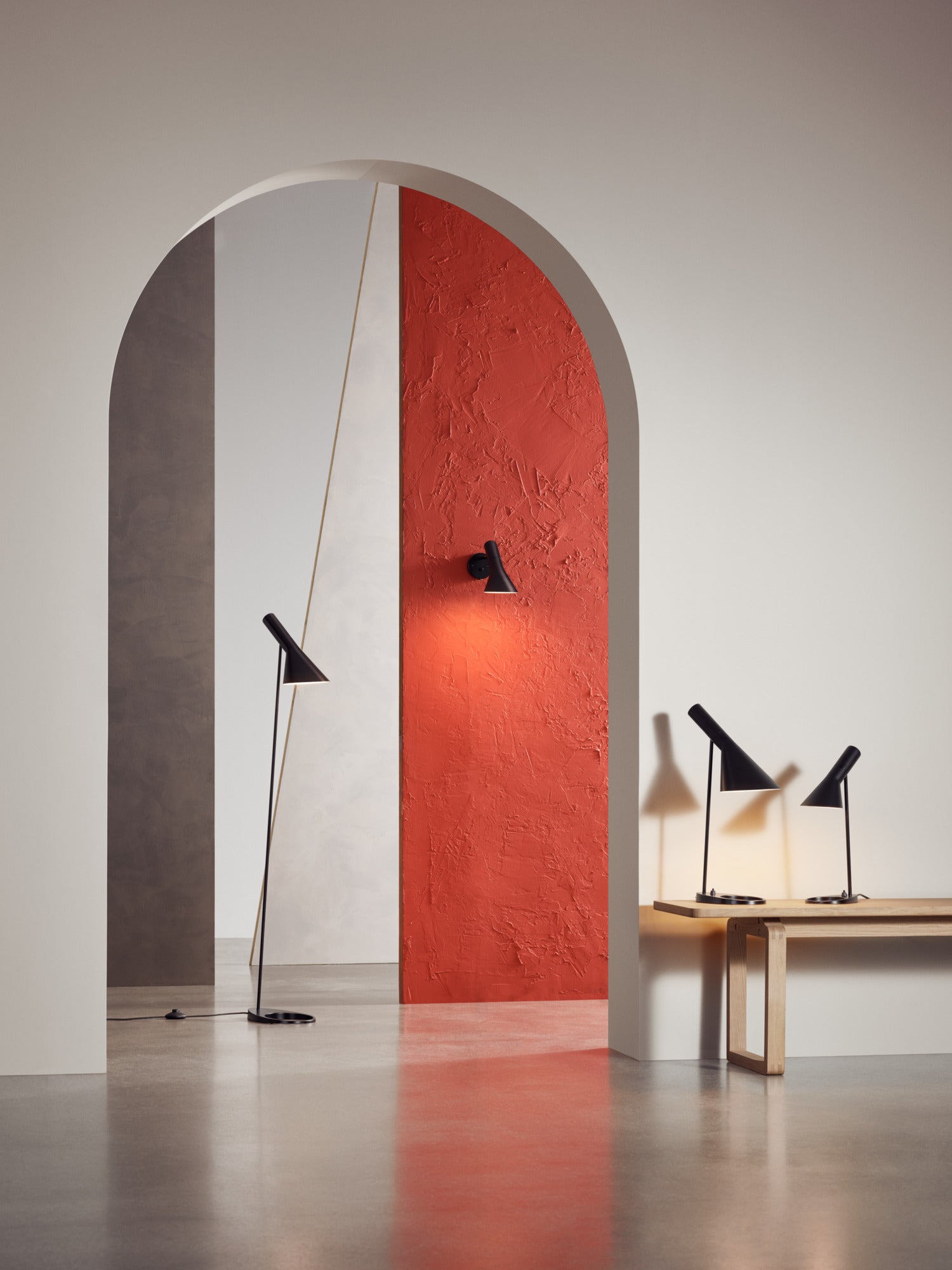AJ black table lamp