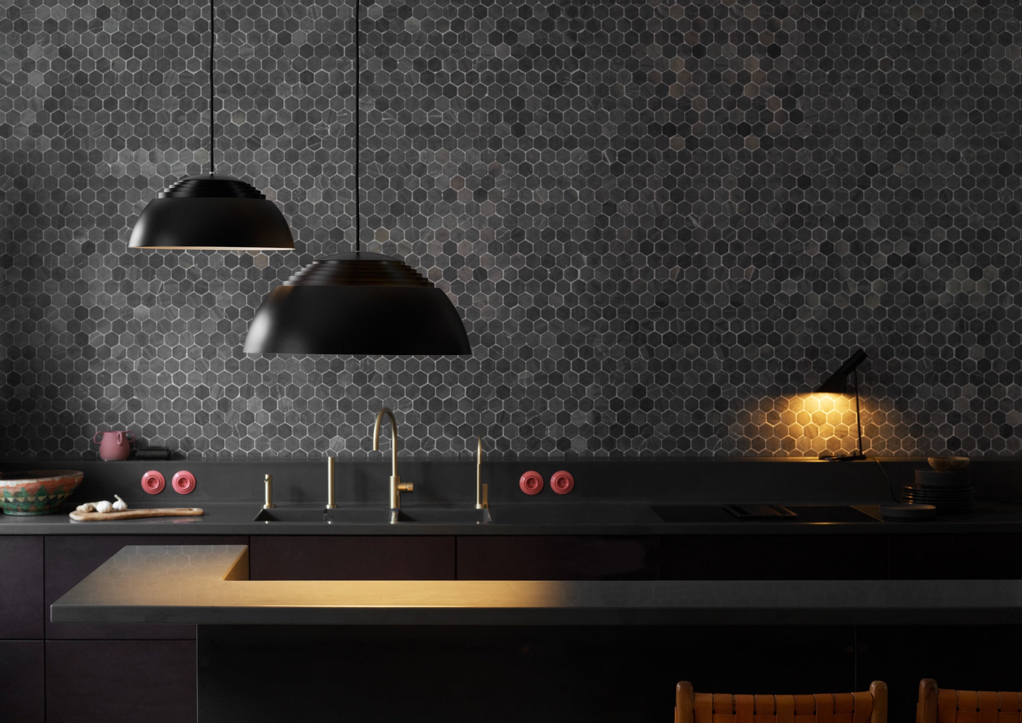 AJ ROYAL black pendant lamp