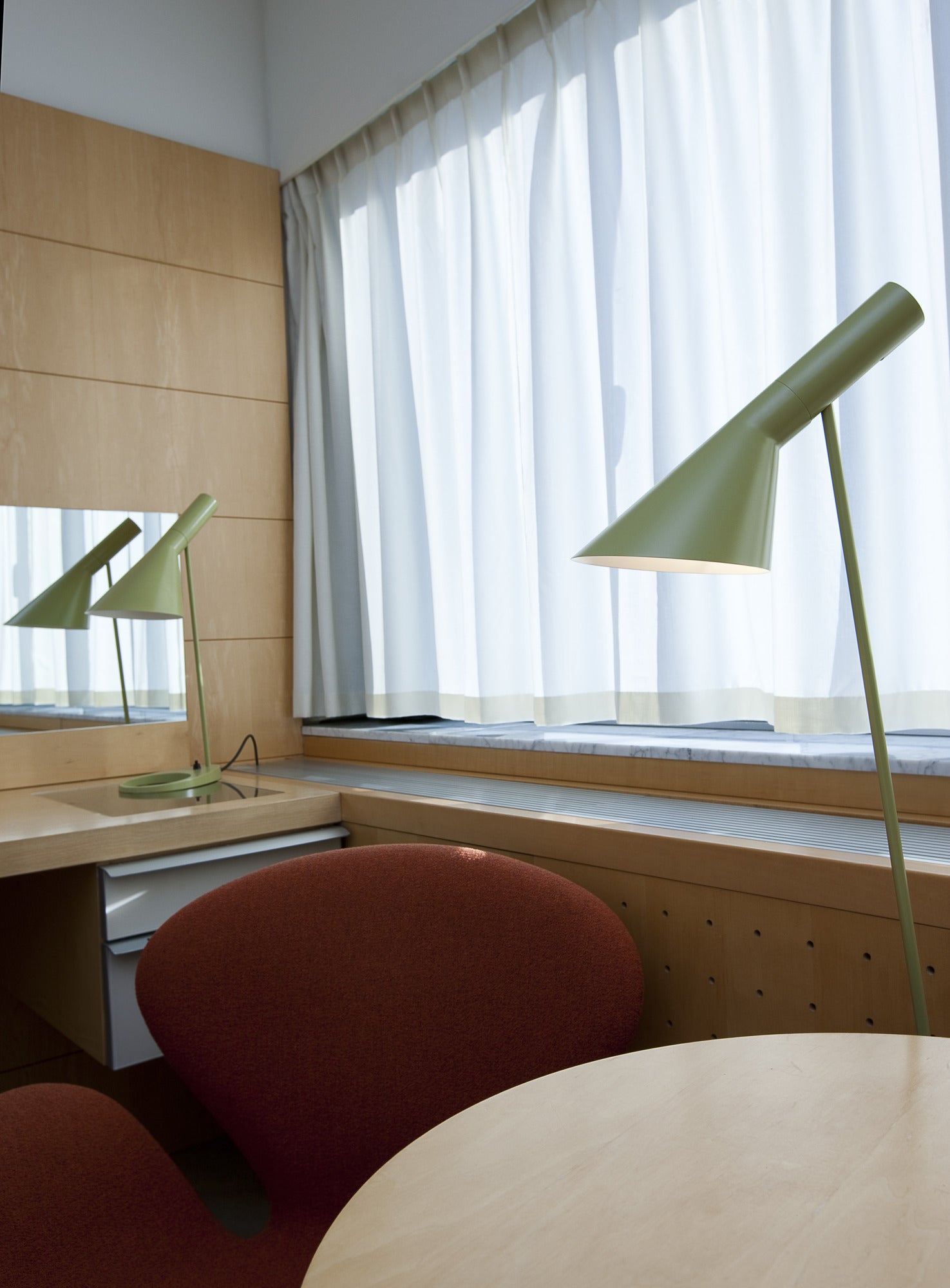 Stehlampe AJ petrol