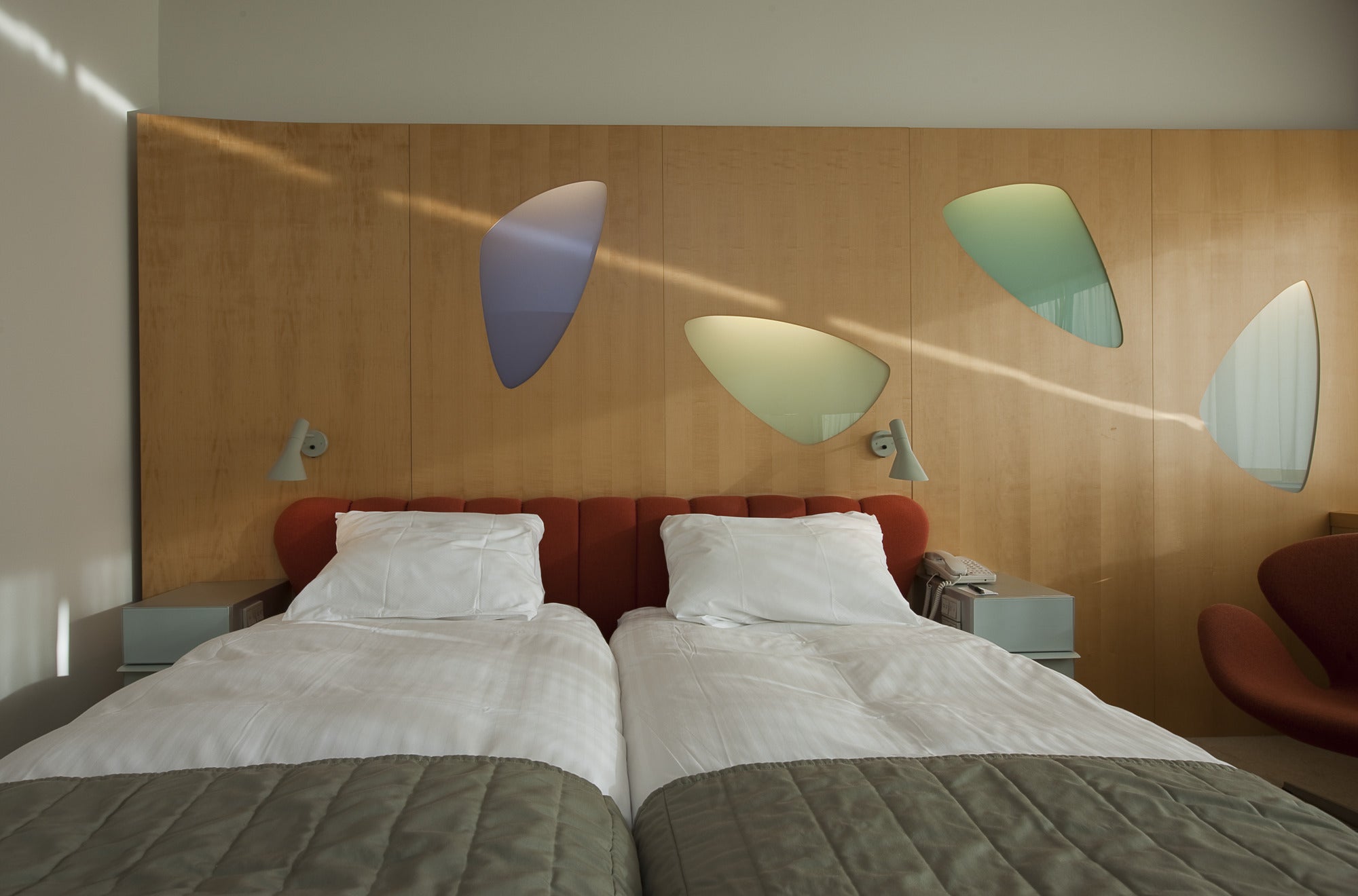 AJ petrol wall lamp