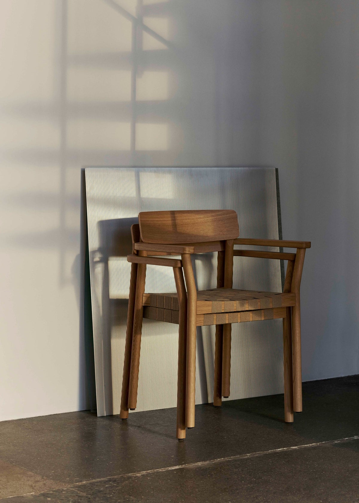 Sessel mit Armlehnen BETTY TK9, beige, gewebter Sitz mit rauchgeöltem Eichenholz