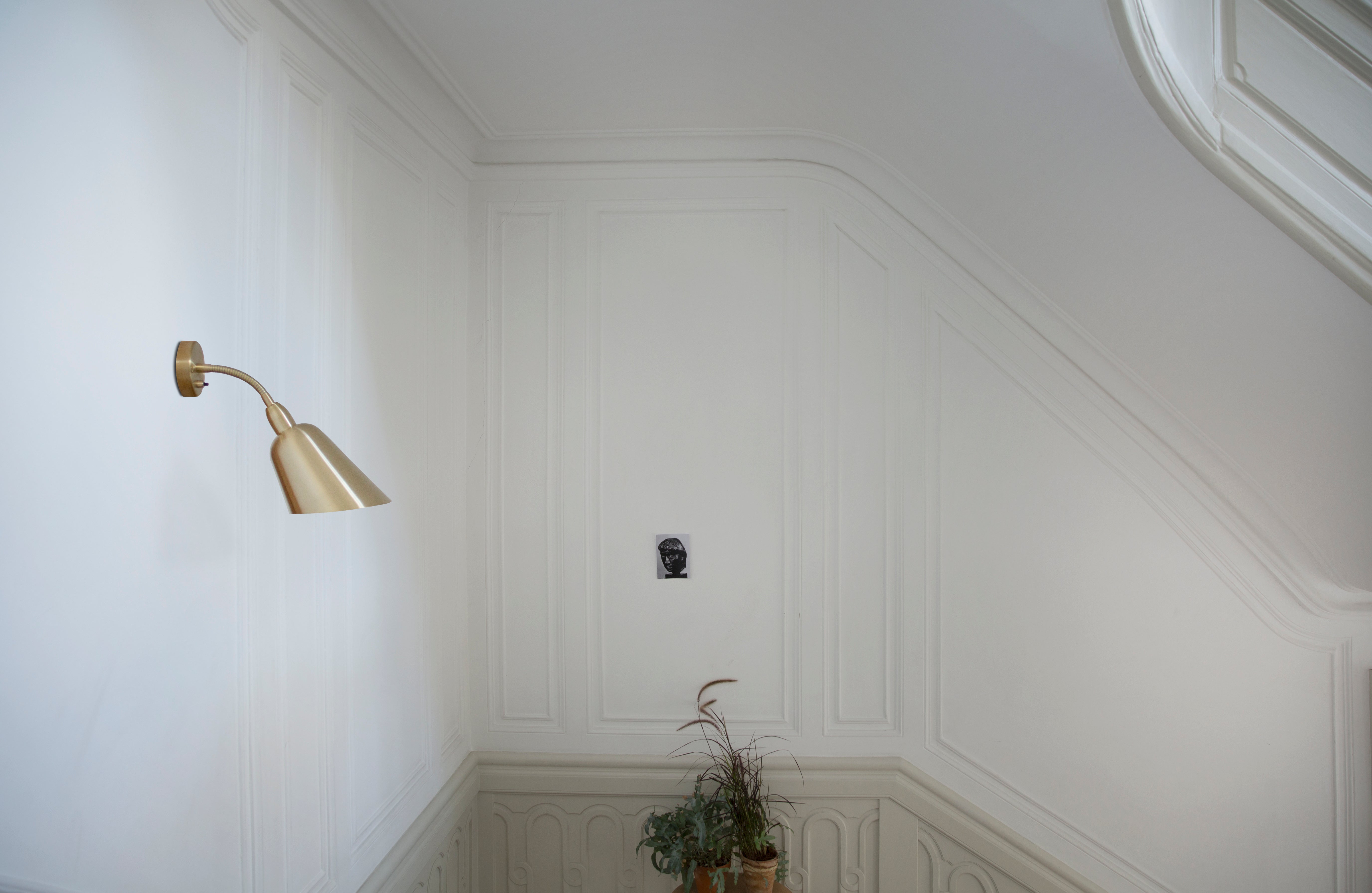 Wandlampe BELLEVUE AJ9 schwarz mit messingfarbener Oberfläche