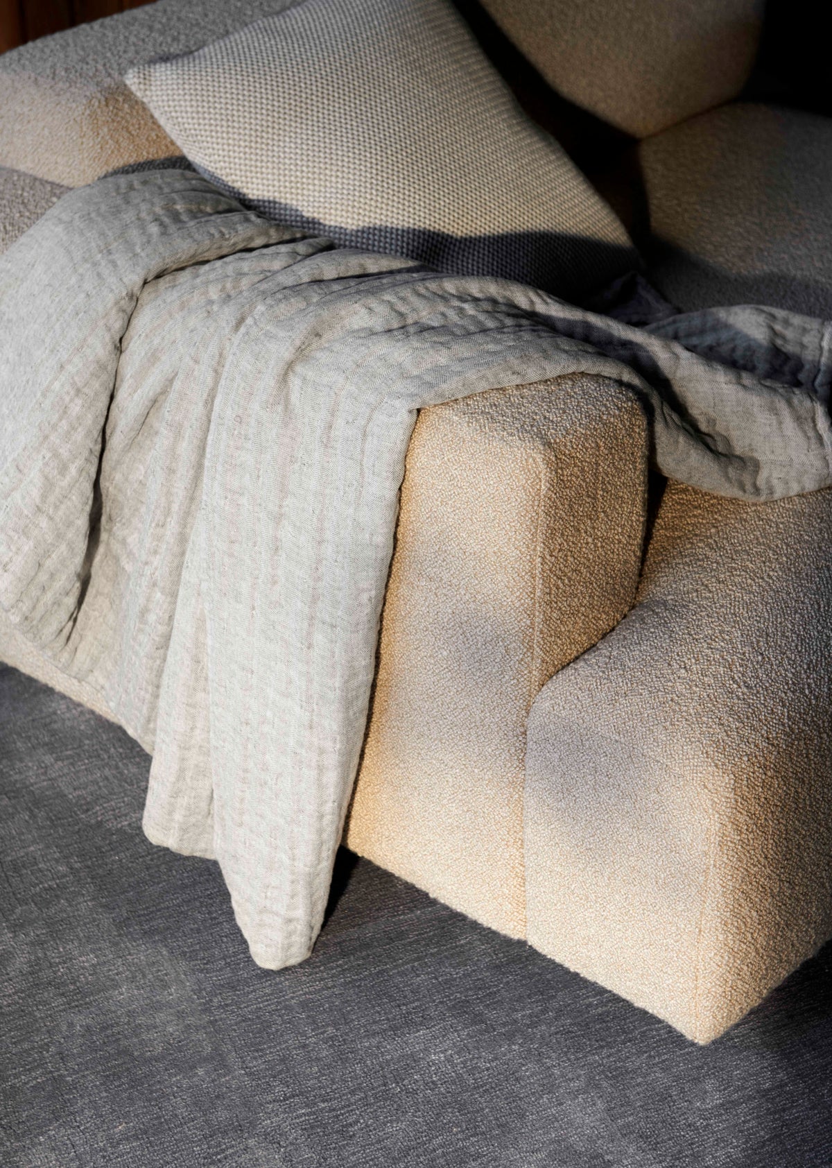 Modularer Ecksofa links für 4 Personen DEVELIUS beige