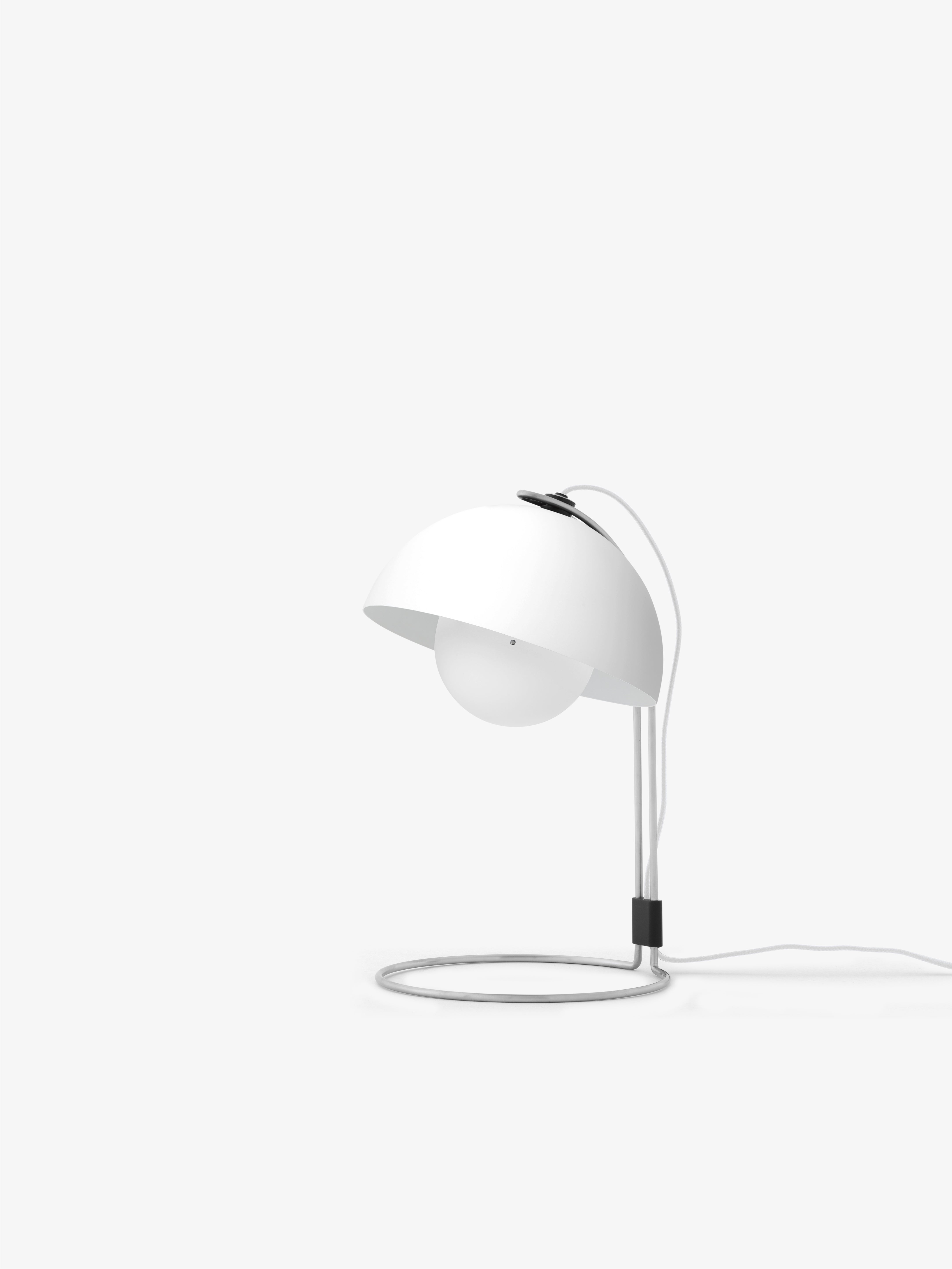 Lampa stołowa FLOWERPOT VP4 matowy biały