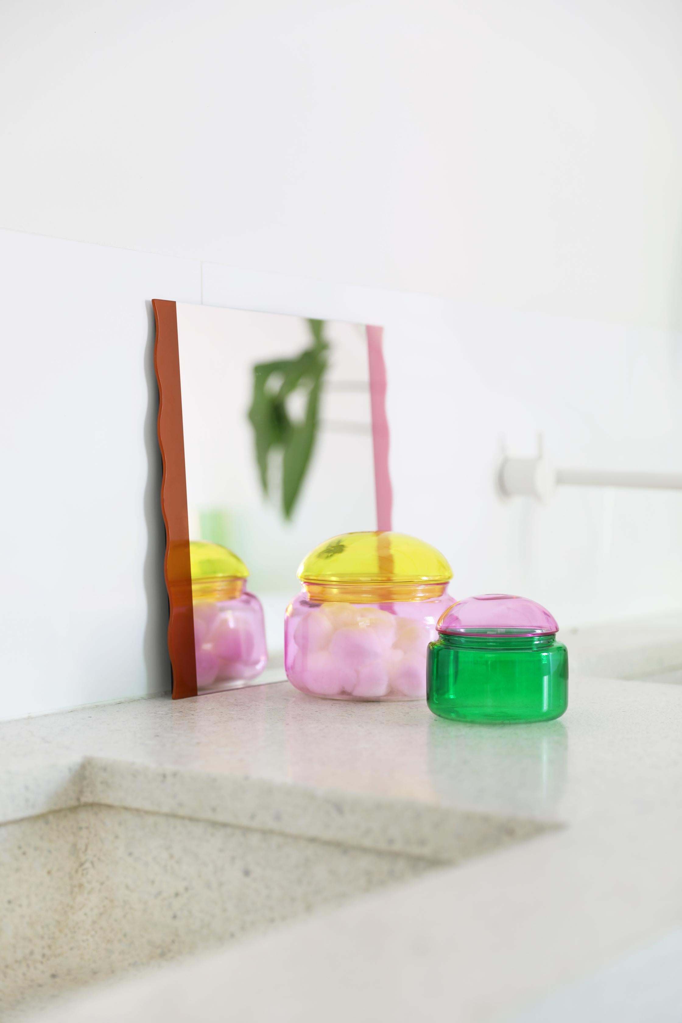 Glasbehälter PUFFY grün mit rosa Deckel