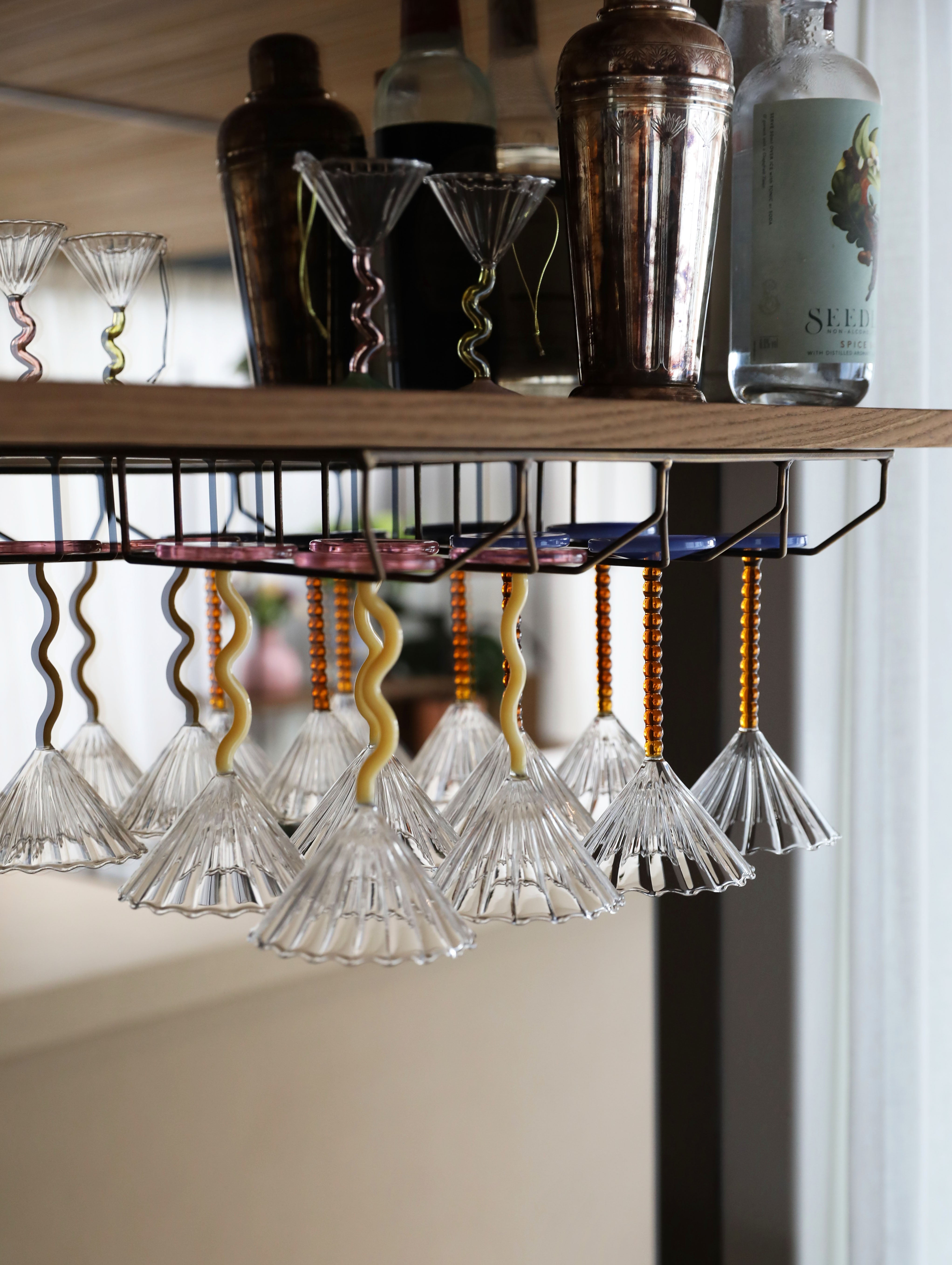 Set aus Glasbechern CURVE gelb mit rosa