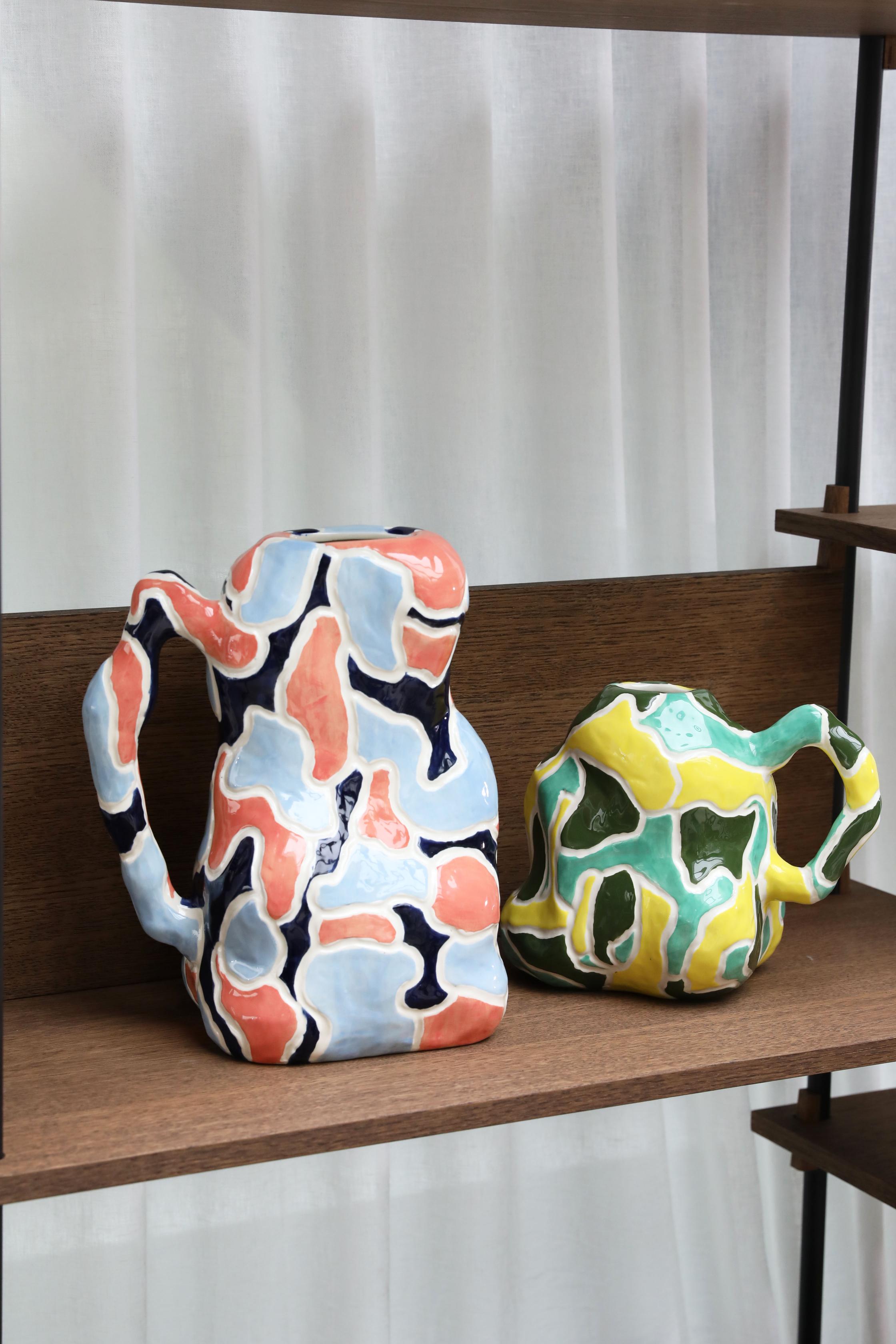 JUG-A-VASE green with yellow and white