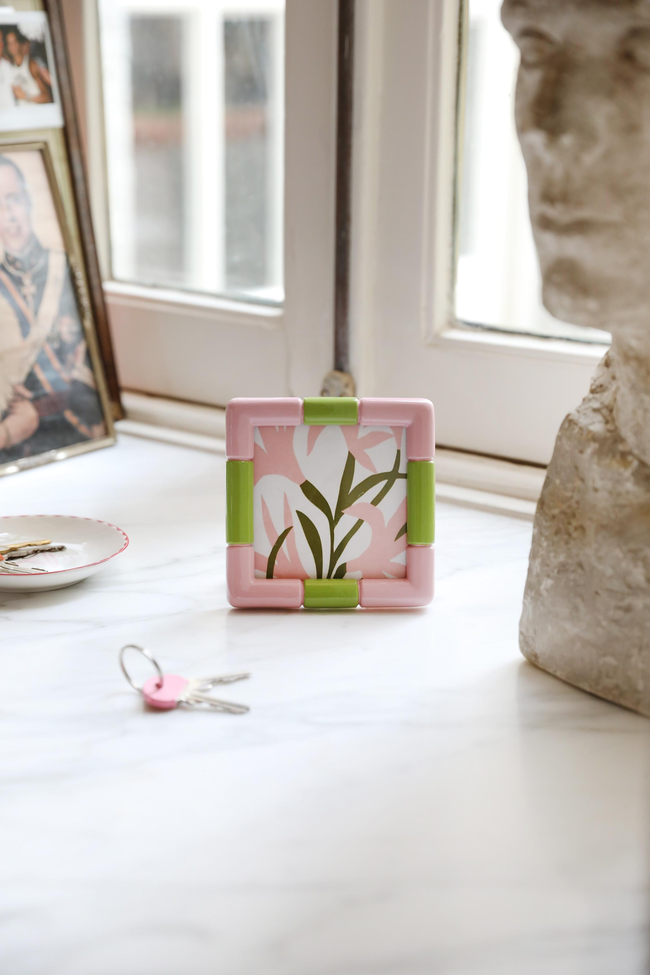 Fotorahmen RIFT SQUARE rosa mit grün