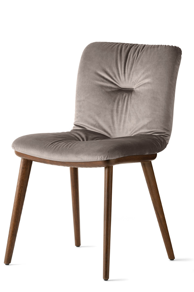 Sessel ANNIE SOFT gepolstert mit dunklem Holzgestell