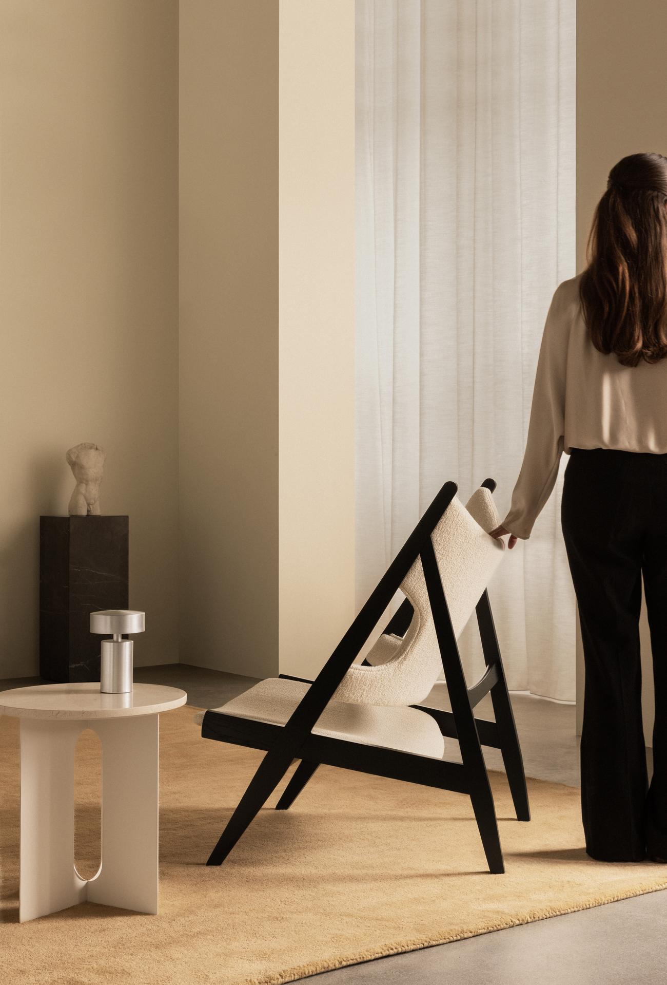 Sessel KNITTING cremefarben mit Eichenbasis