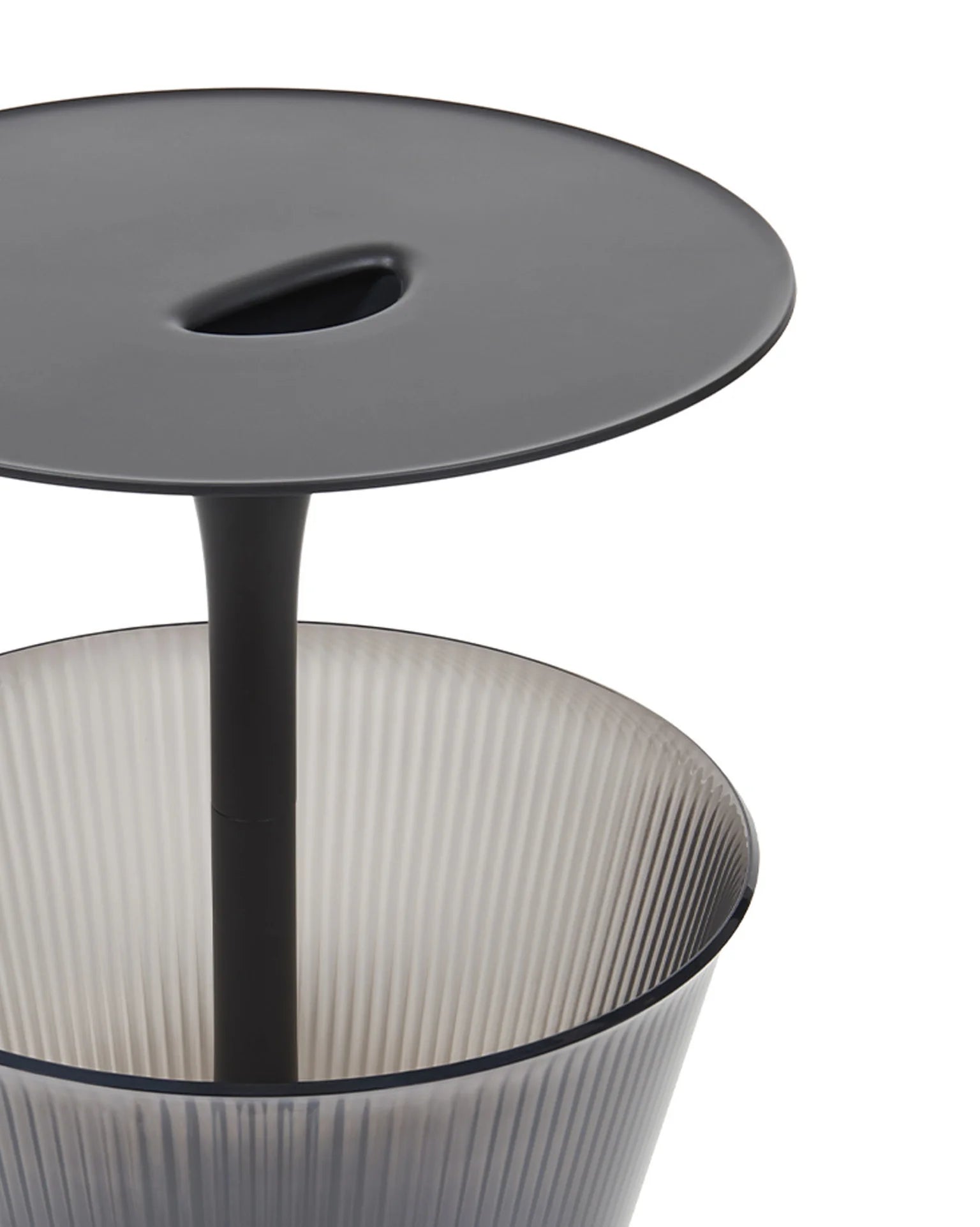 Stolik pomocniczy PICK-UP czarny – Alessi