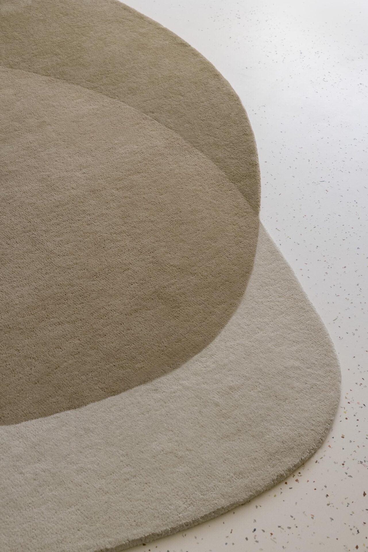 Oval rug ELEMENT ARP beige