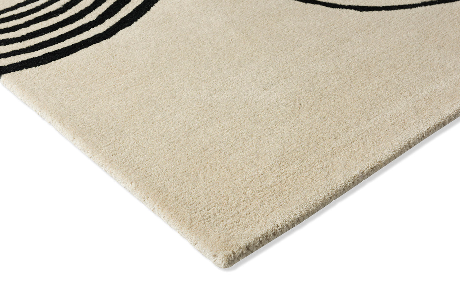 DECOR FLOW beige rug with black pattern