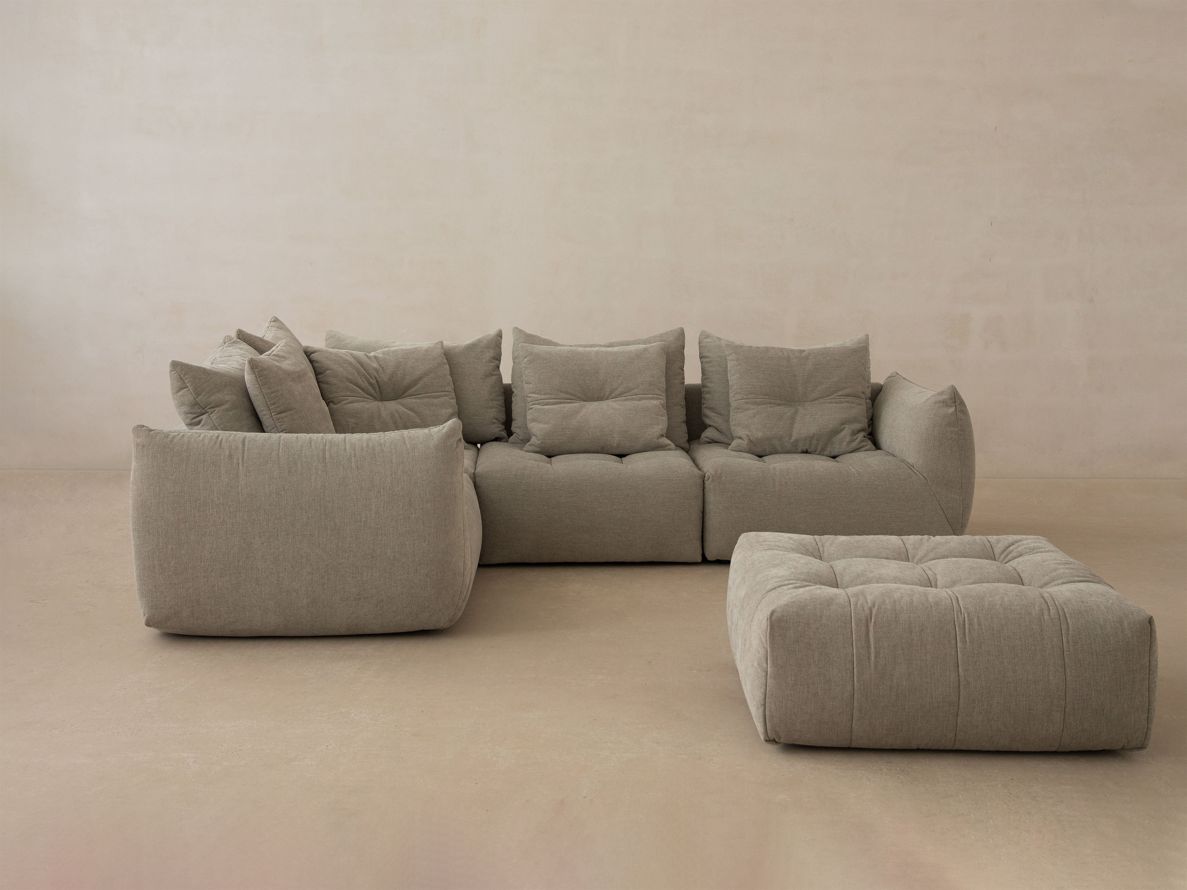 BLOOM dark beige pouf chenille