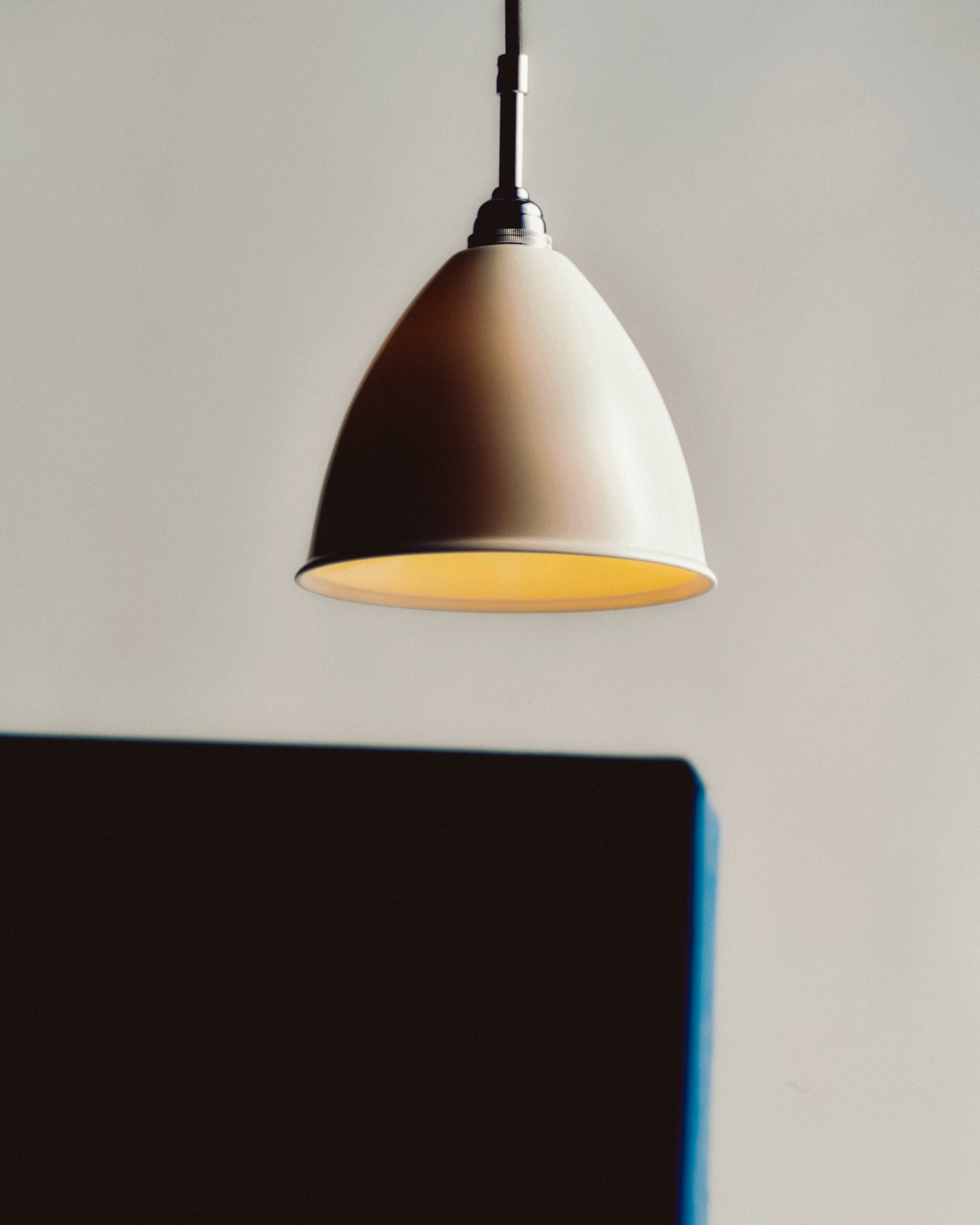 BESTLITE BL9 Black Pendant Lamp with Porcelain Shade