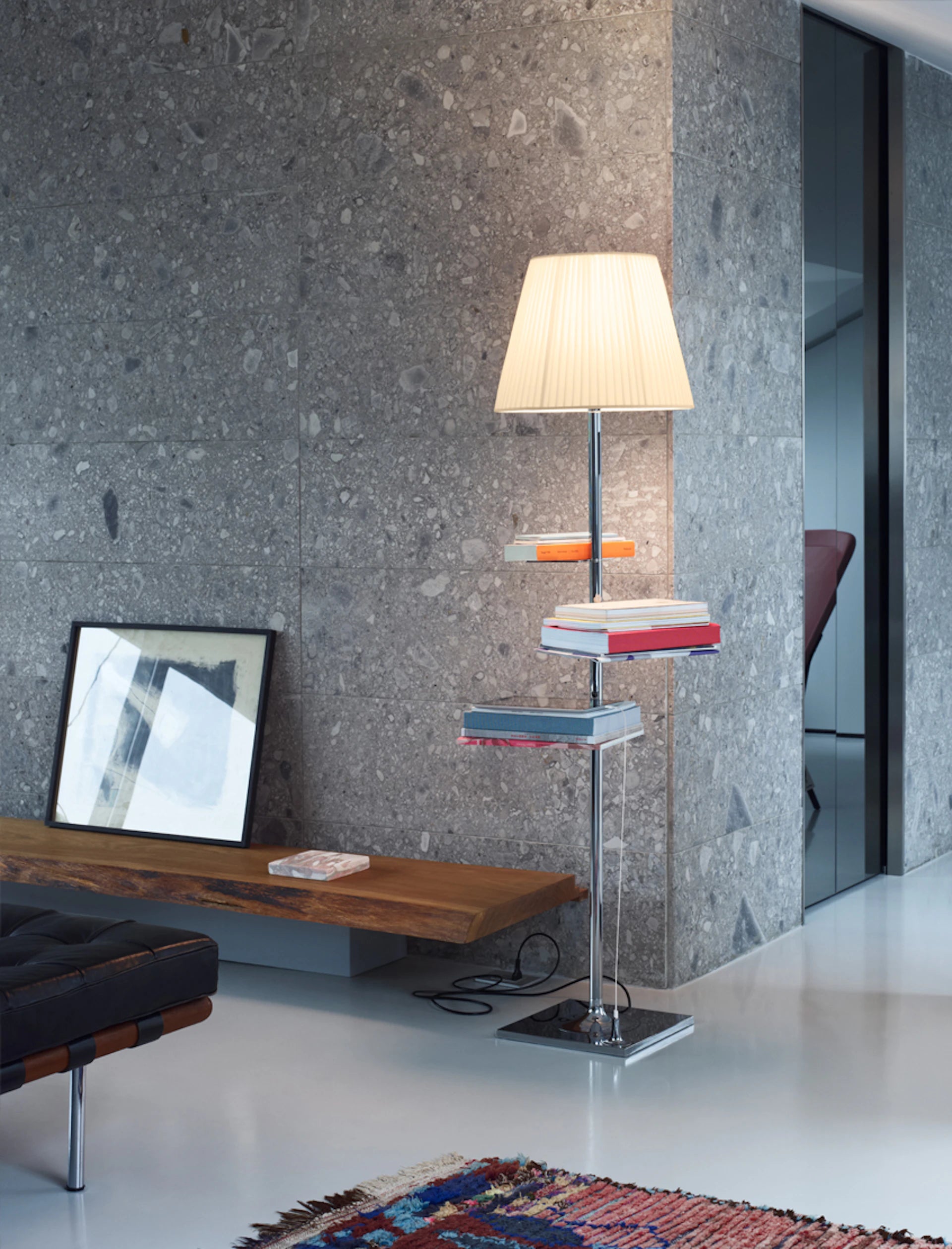 Stehlampe BIBLIOTHEQUE NATIONALE silber mit Stoffschirm