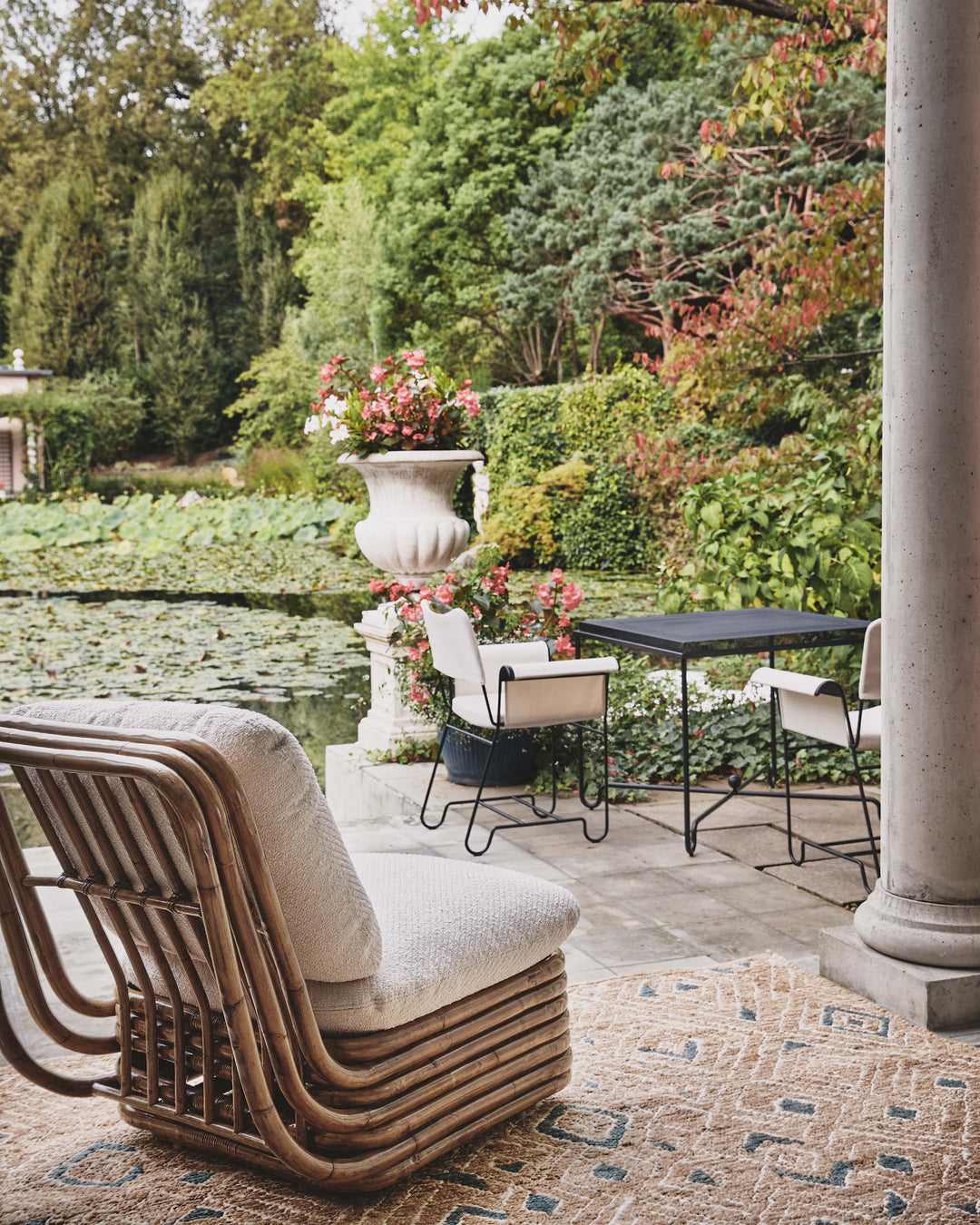 Gartentisch TROPIQUE schwarze Stahl