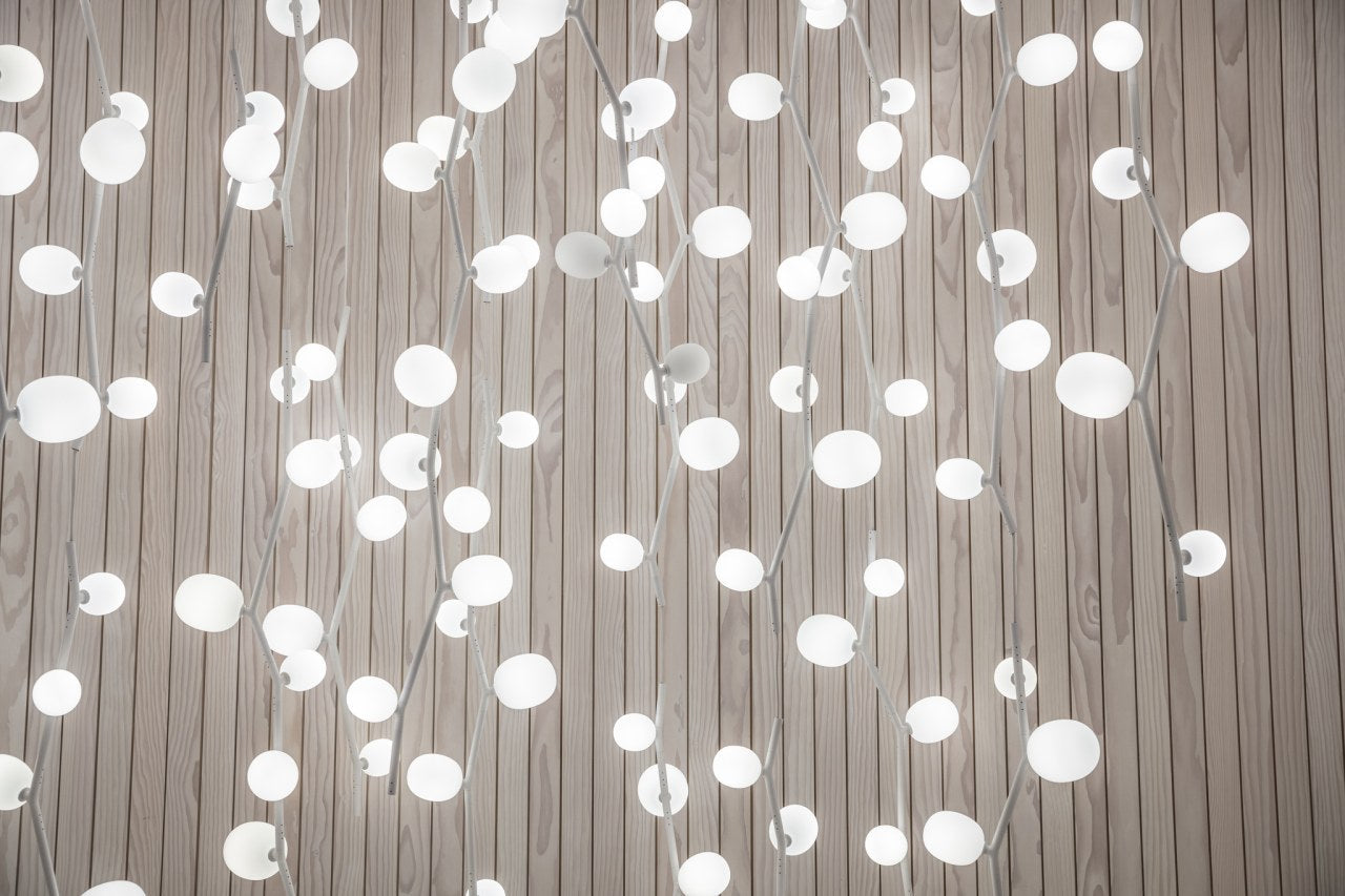 Efeu -Hanglampe - vertikales Mattglas