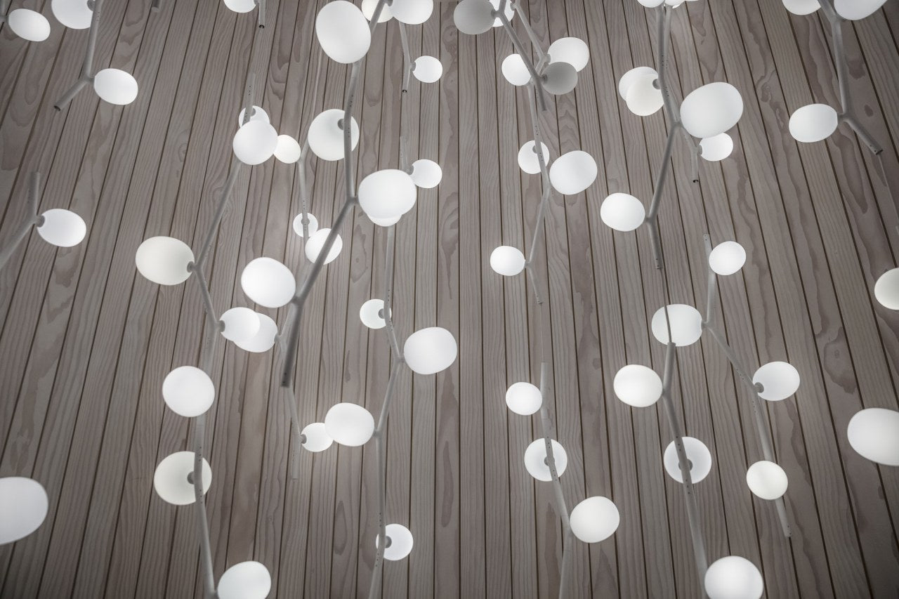 Efeu -Hanglampe - vertikales Mattglas